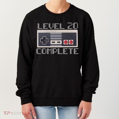 Level 20 Complete Retro Gamer 20th Birthday Women's Sweatshirt