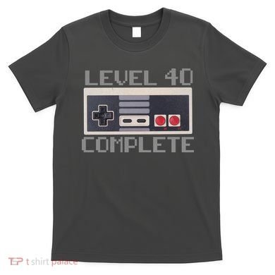 Level 40 Complete Retro Gamer 40th Birthday T-Shirt