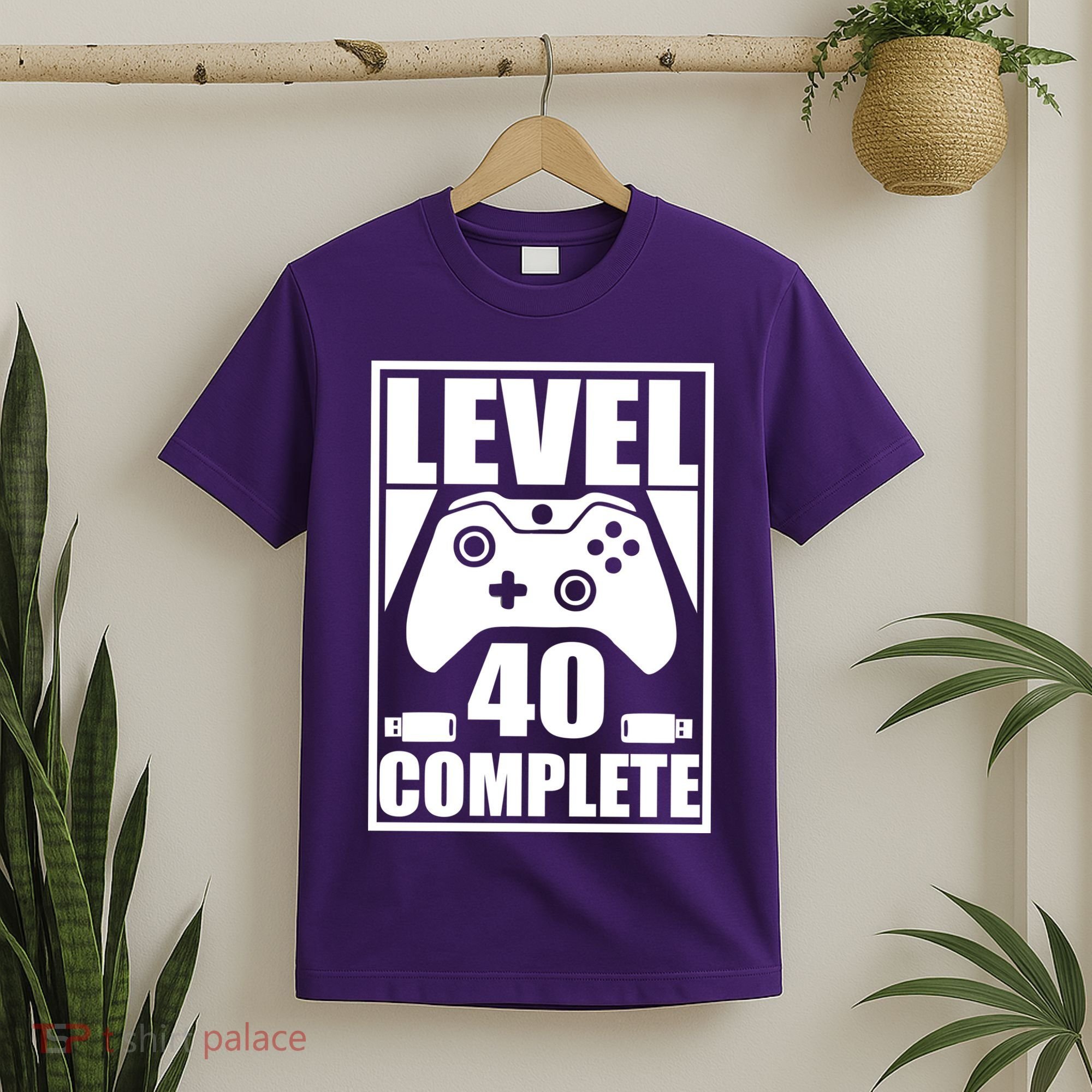 Level 40 Complete Video Gamer 40th Birthday T-Shirt