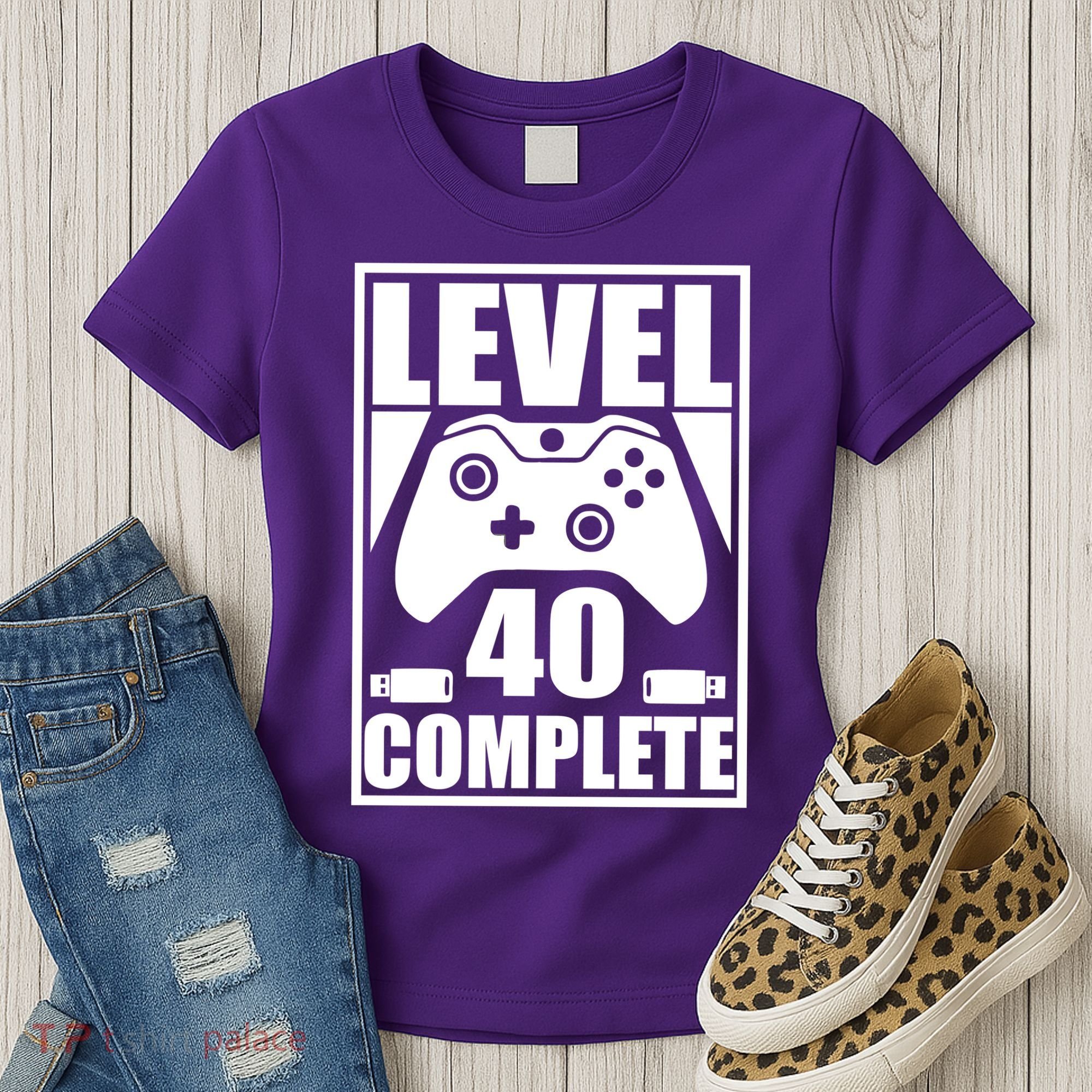 Level 40 Complete Video Gamer 40th Birthday Women's T-Shirt