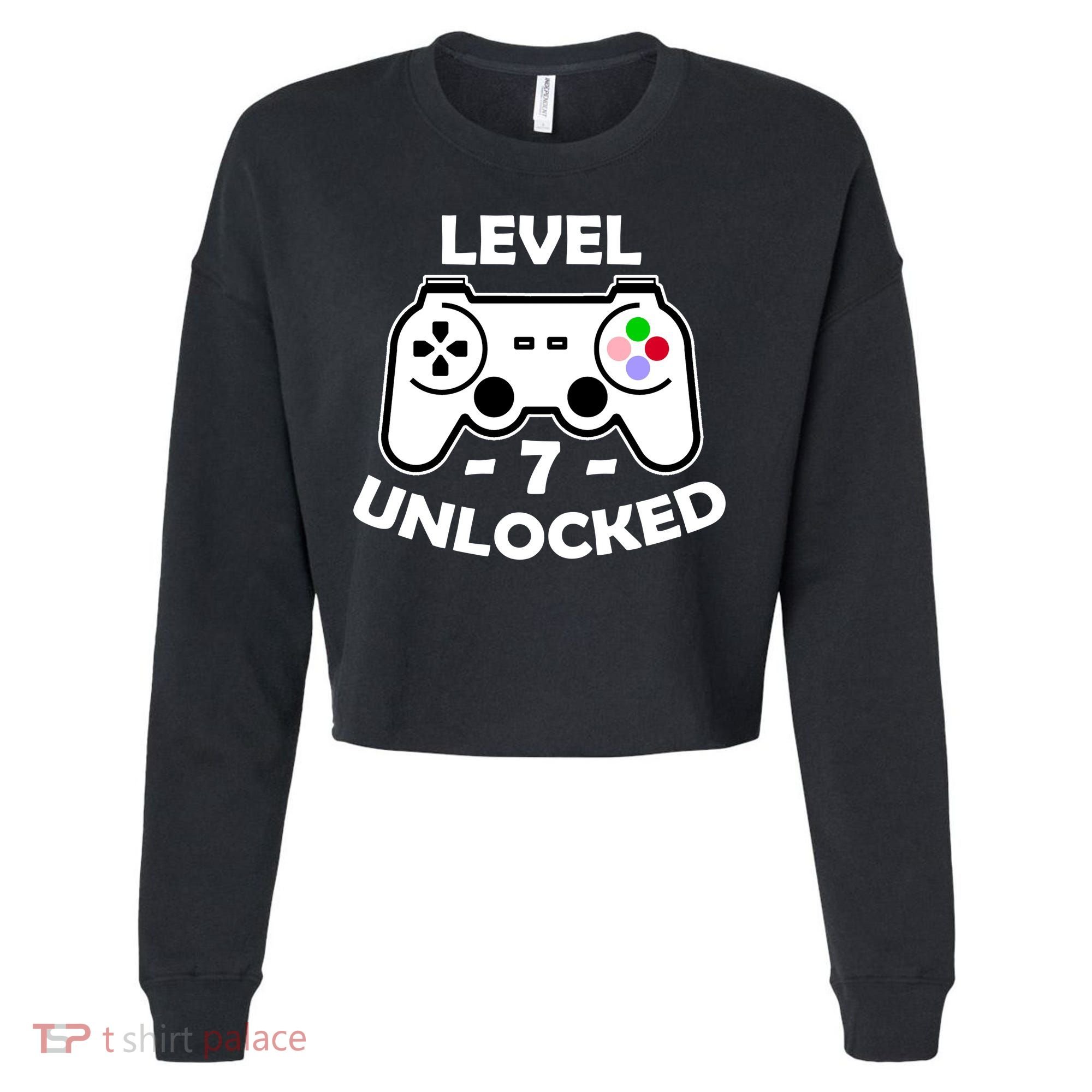 Level Seven Unlocked 7th Birthday Cropped Pullover Crew