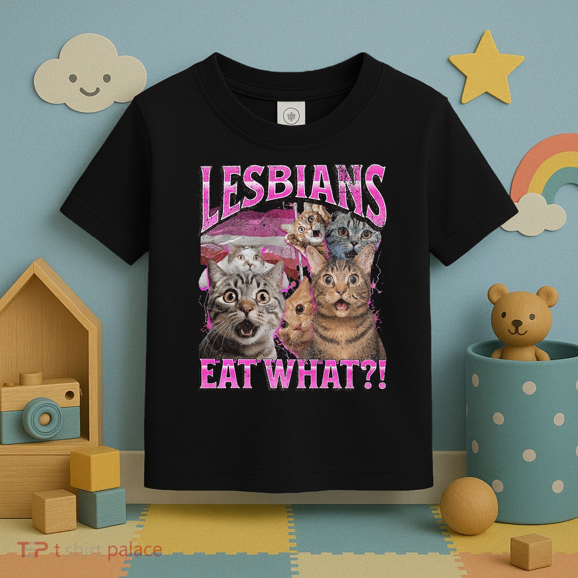 Lesbians Eat What! Funny Cat Lgbtq Pun Bootleg Gift Toddler T-Shirt
