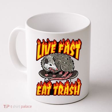 Live Fast Eat Trash Possum Vintage Funny Skateboard Coffee Mug