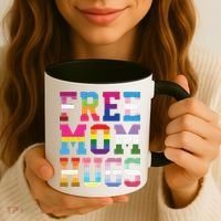 Lgbtq+ Free Mom Hugs Coffee Mug thumb 3