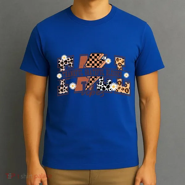 Leopard Fall Vibes Thankful Grateful Blessed Pumpkin Spice Great Gift T-Shirt