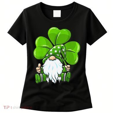 LOVE Gnomes Irish Shamrock St Patrick's Day Women's T-Shirt