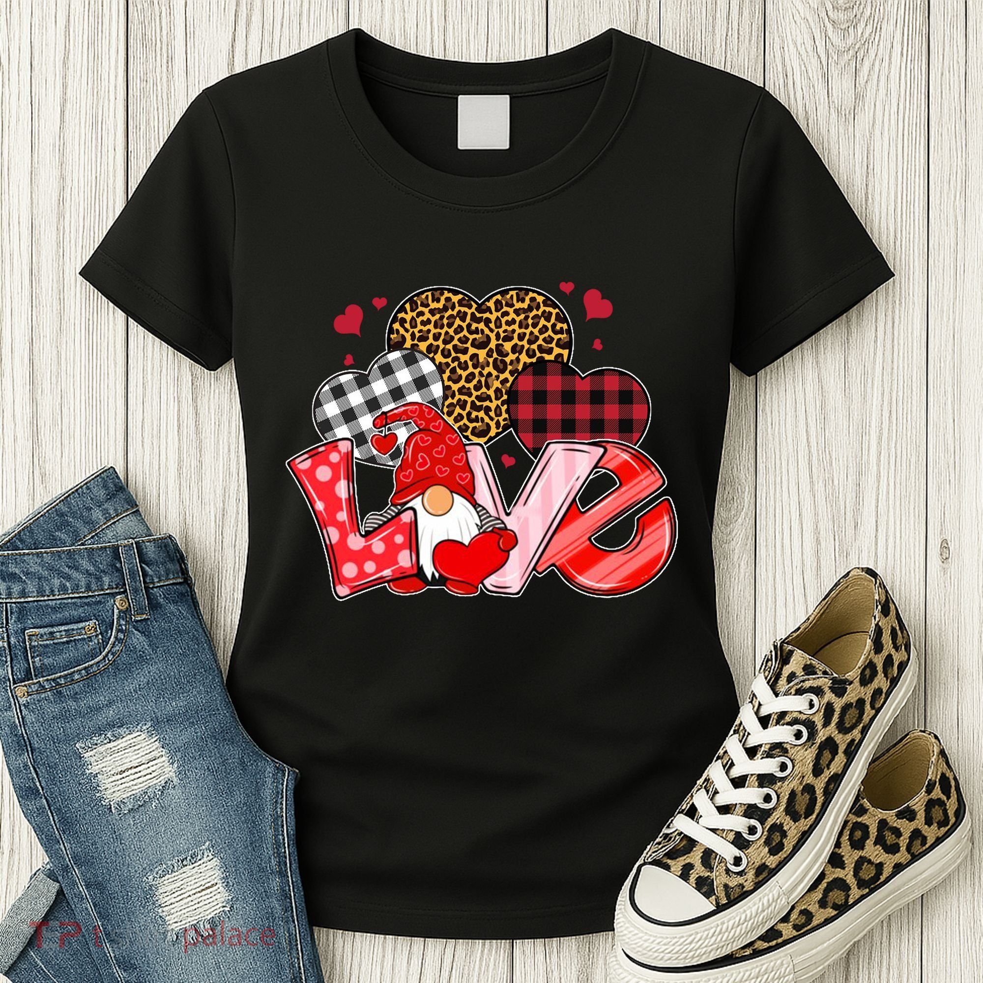 Love Gnome Leopard Checkered Pattern Women's T-Shirt