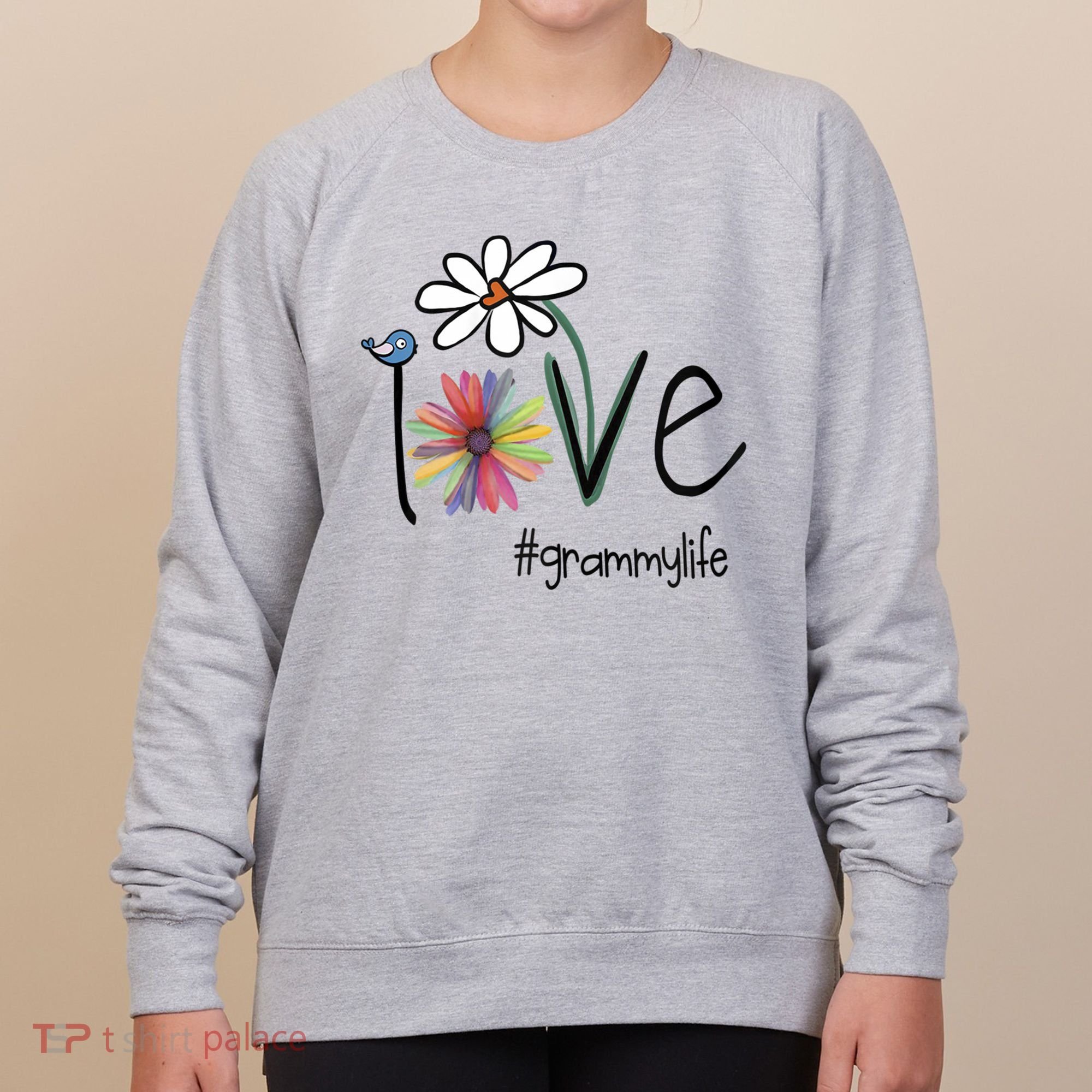 Love Grammy Life Art Flower Great Gift Women's Sweatshirt