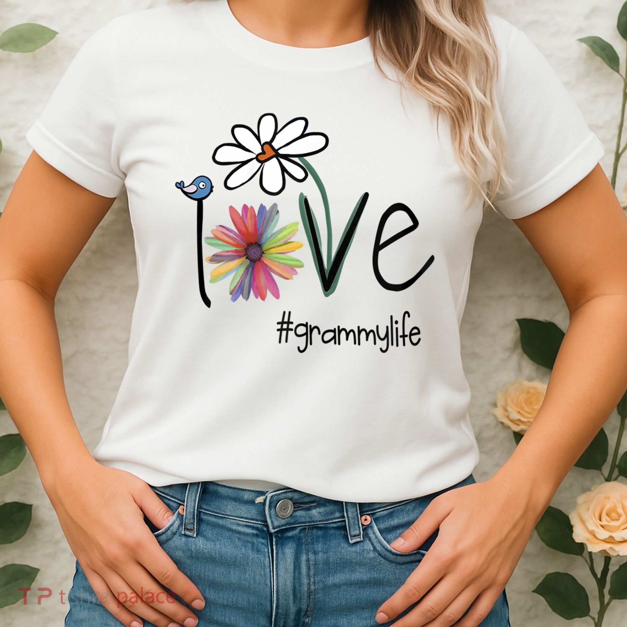 Love Grammy Life Art Flower Great Gift Women's T-Shirt