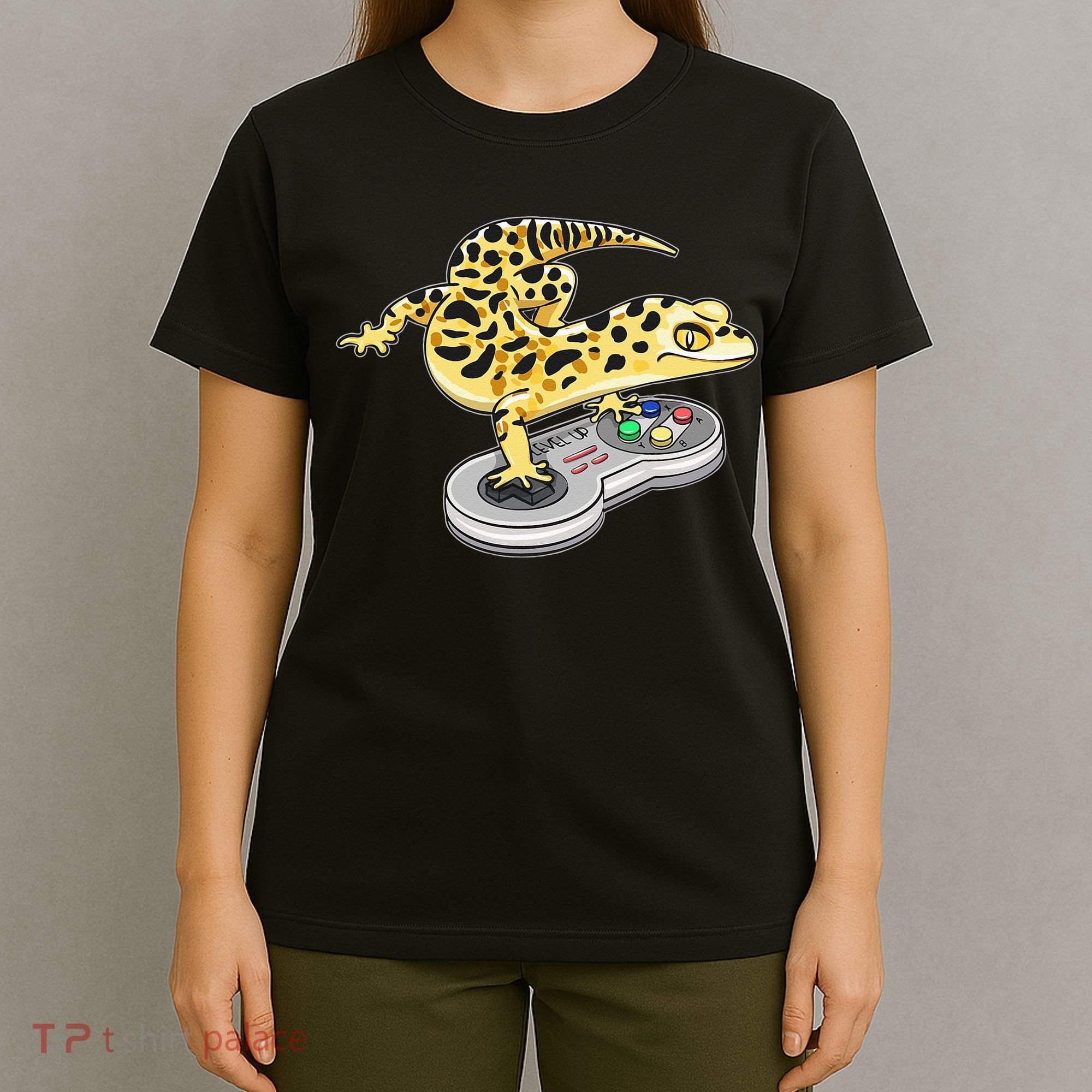 Leopard Gecko Playing Video Game Lizard Reptiles Gamers T-Shirt