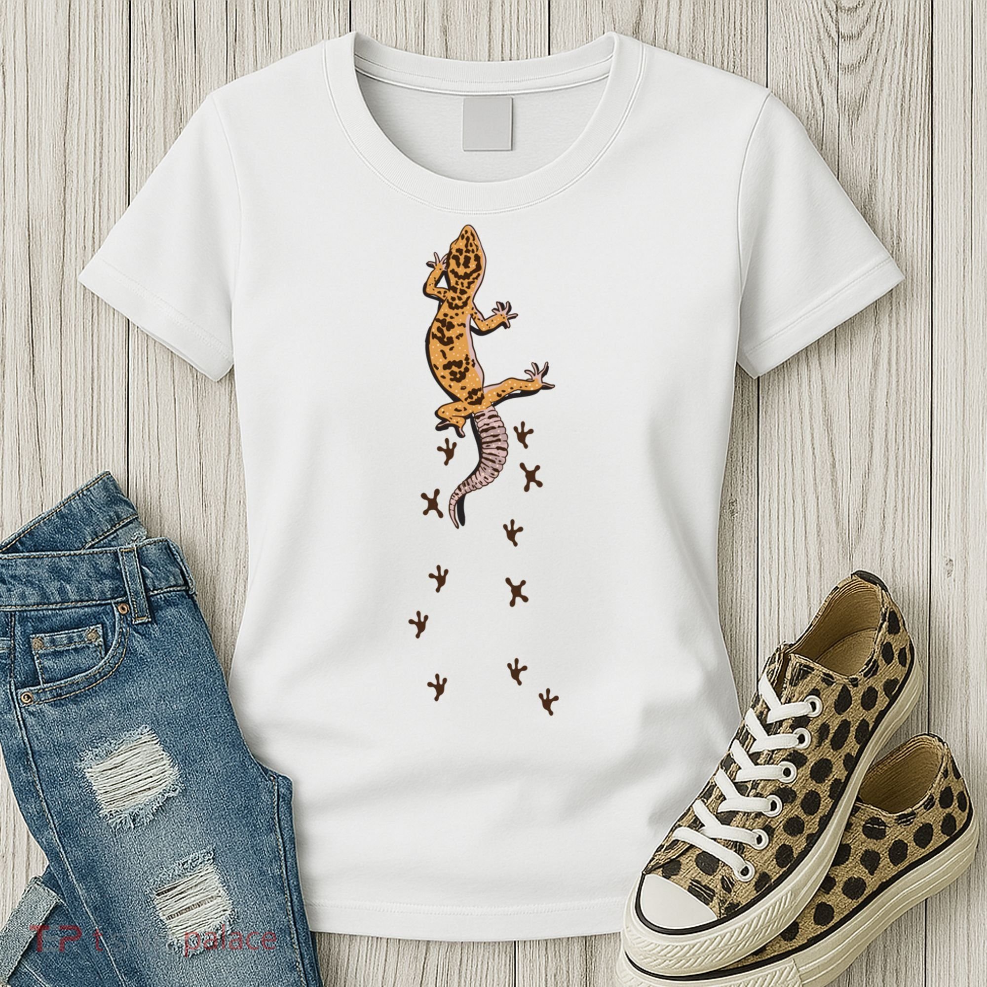 Leopard Gecko Tracks Lizard Lover Gift Meaningful Gift Women's T-Shirt