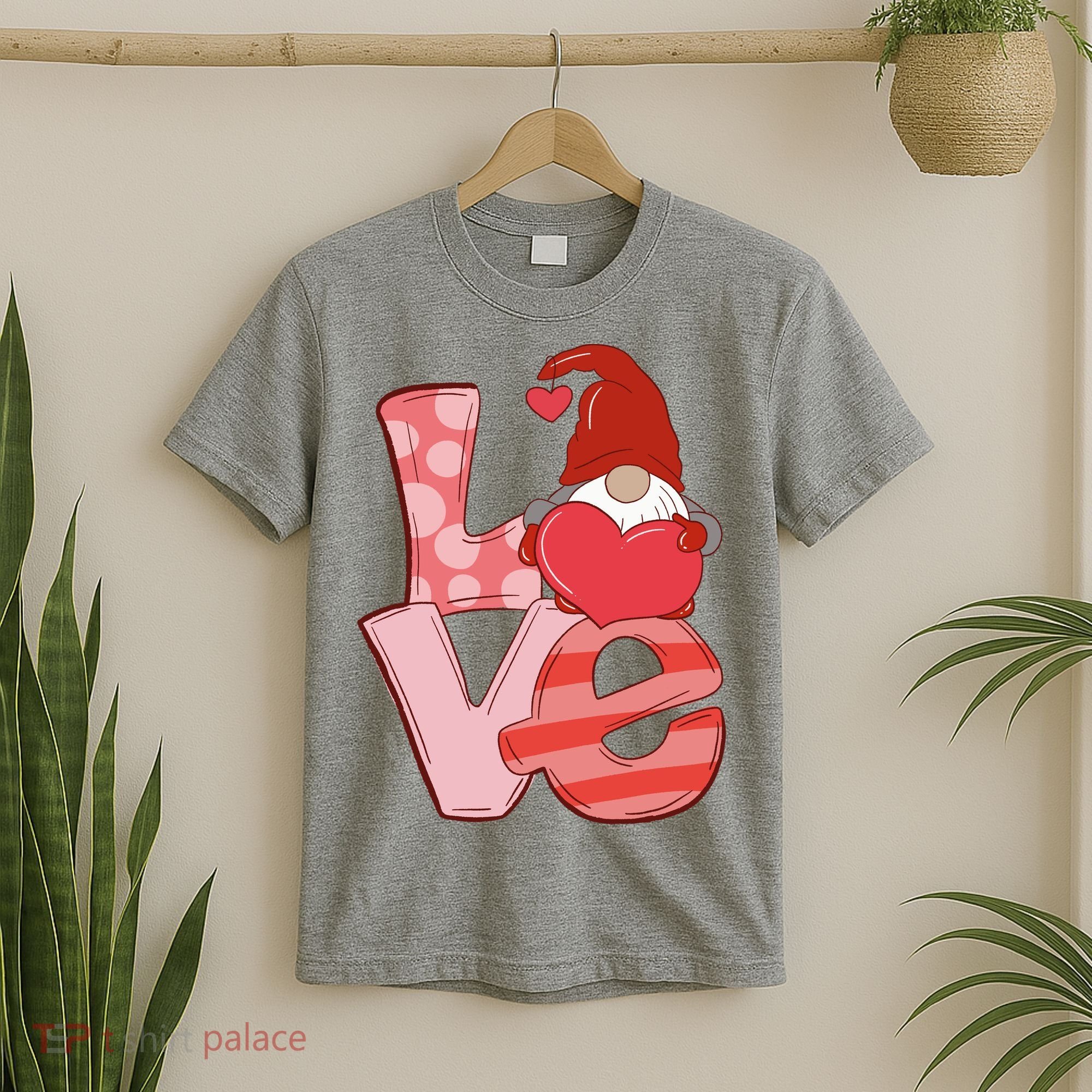 Love Gnome Valentines Day Cute Gift T-Shirt