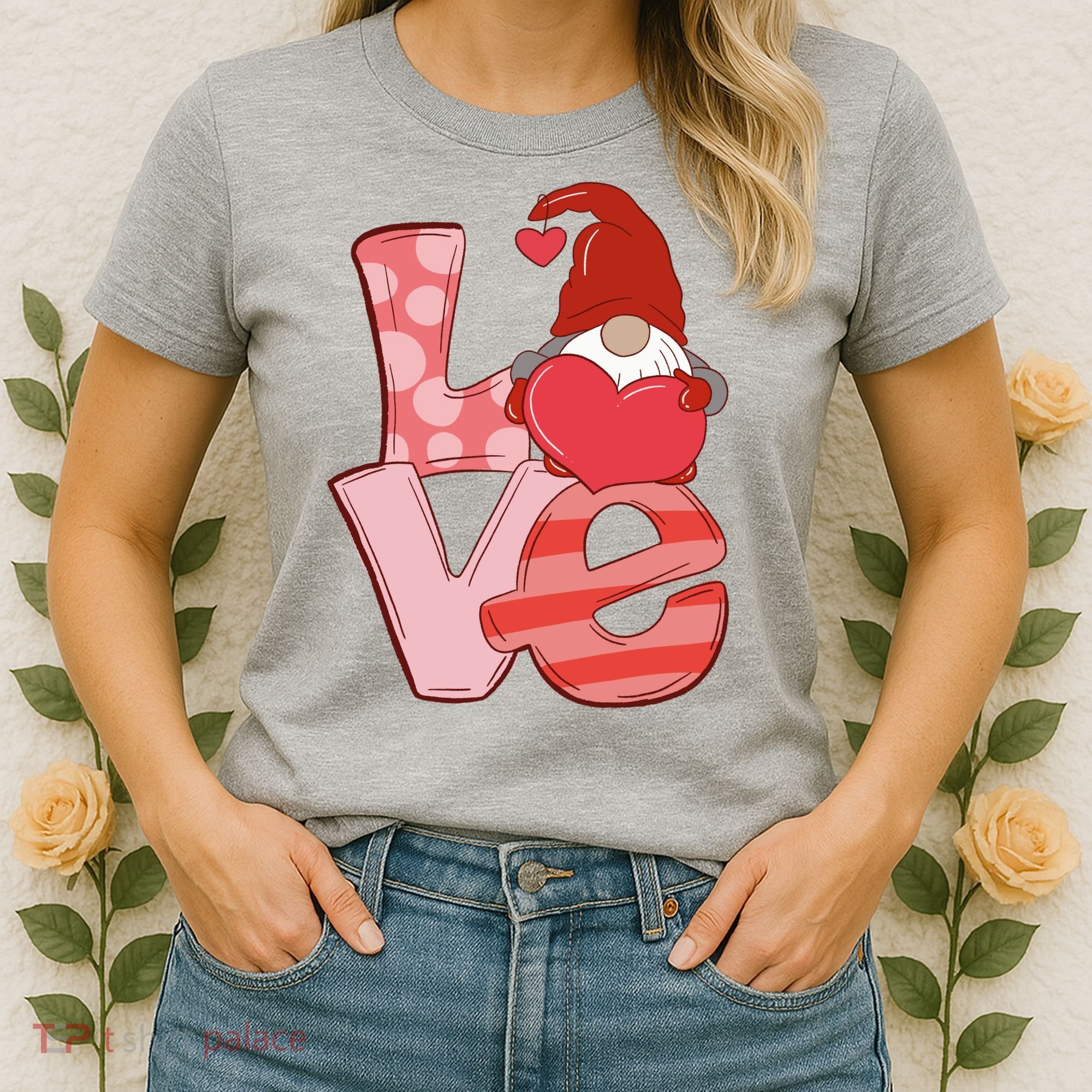 Love Gnome Valentines Day Cute Gift Women's T-Shirt