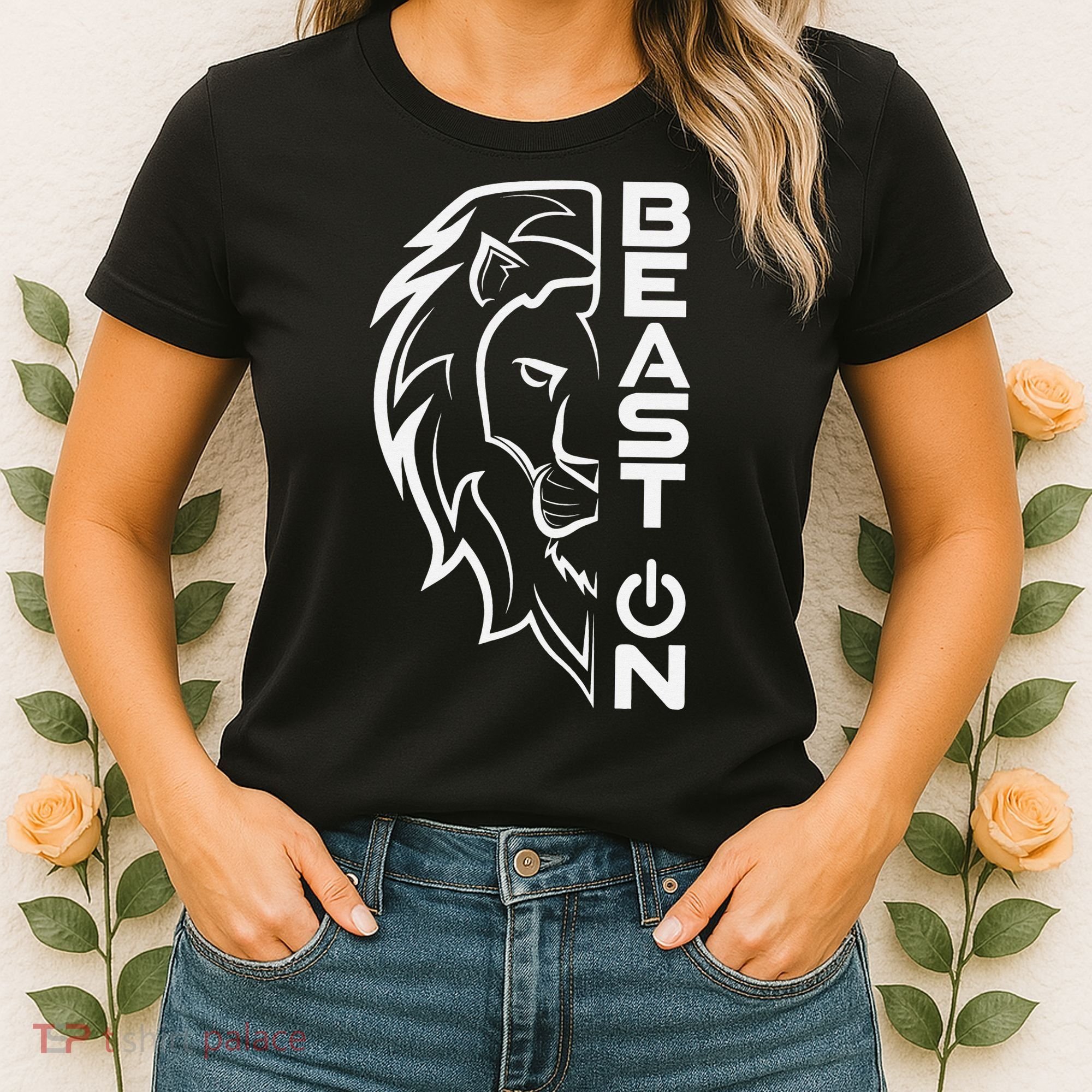 Lion Head Beast On Gym Workout Bodybuilding Fitness Training  Women's T-Shirt