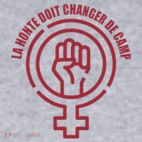 La Honte Doit Changer De Camp Feminist Gisele Pelicot Women's Sweatshirt thumb 2