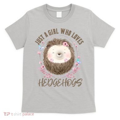 Loves Hedgehogs Forest Animal Cute Hedgehog  T-Shirt