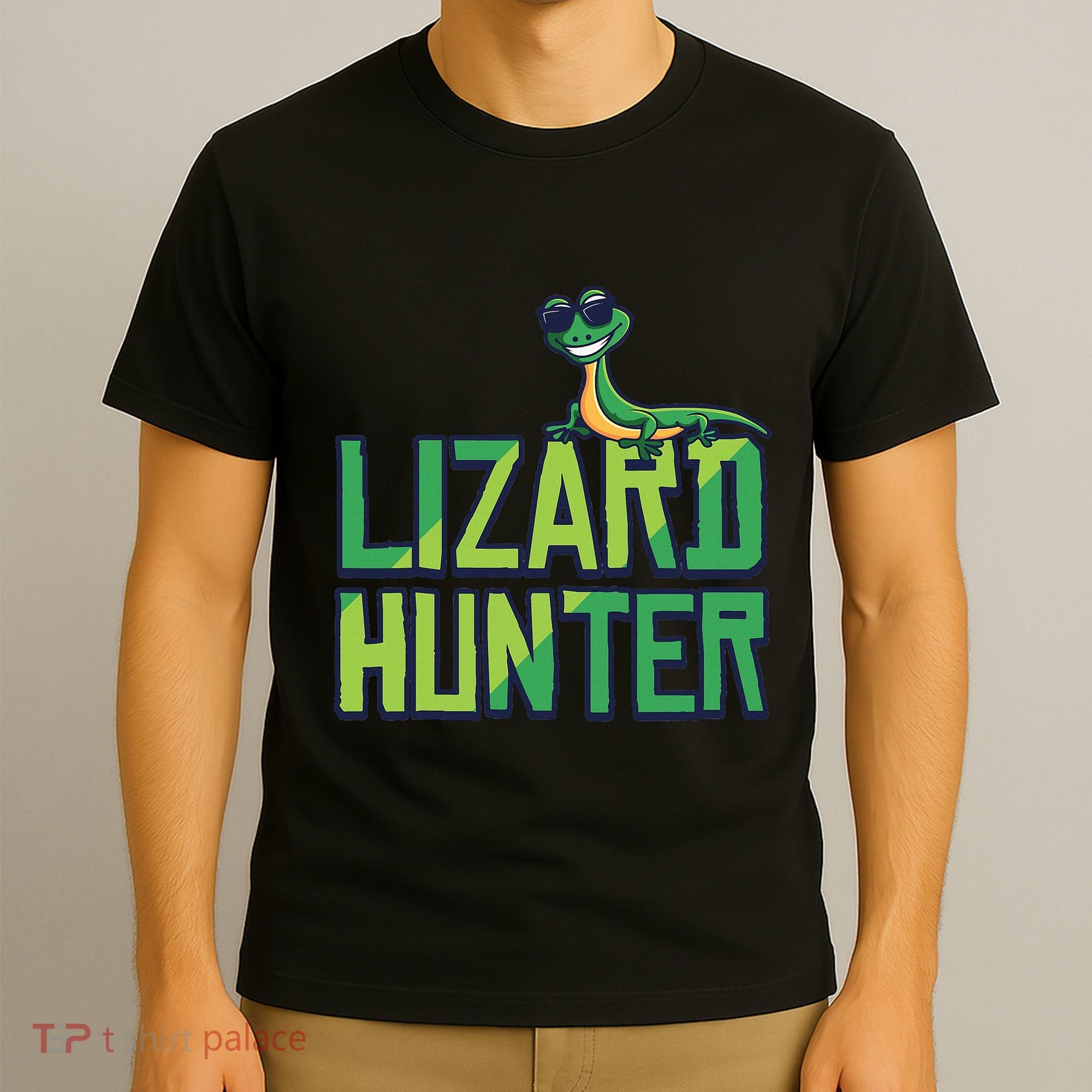 Lizard Hunter Funny Gecko Reptile Owner Gift T-Shirt