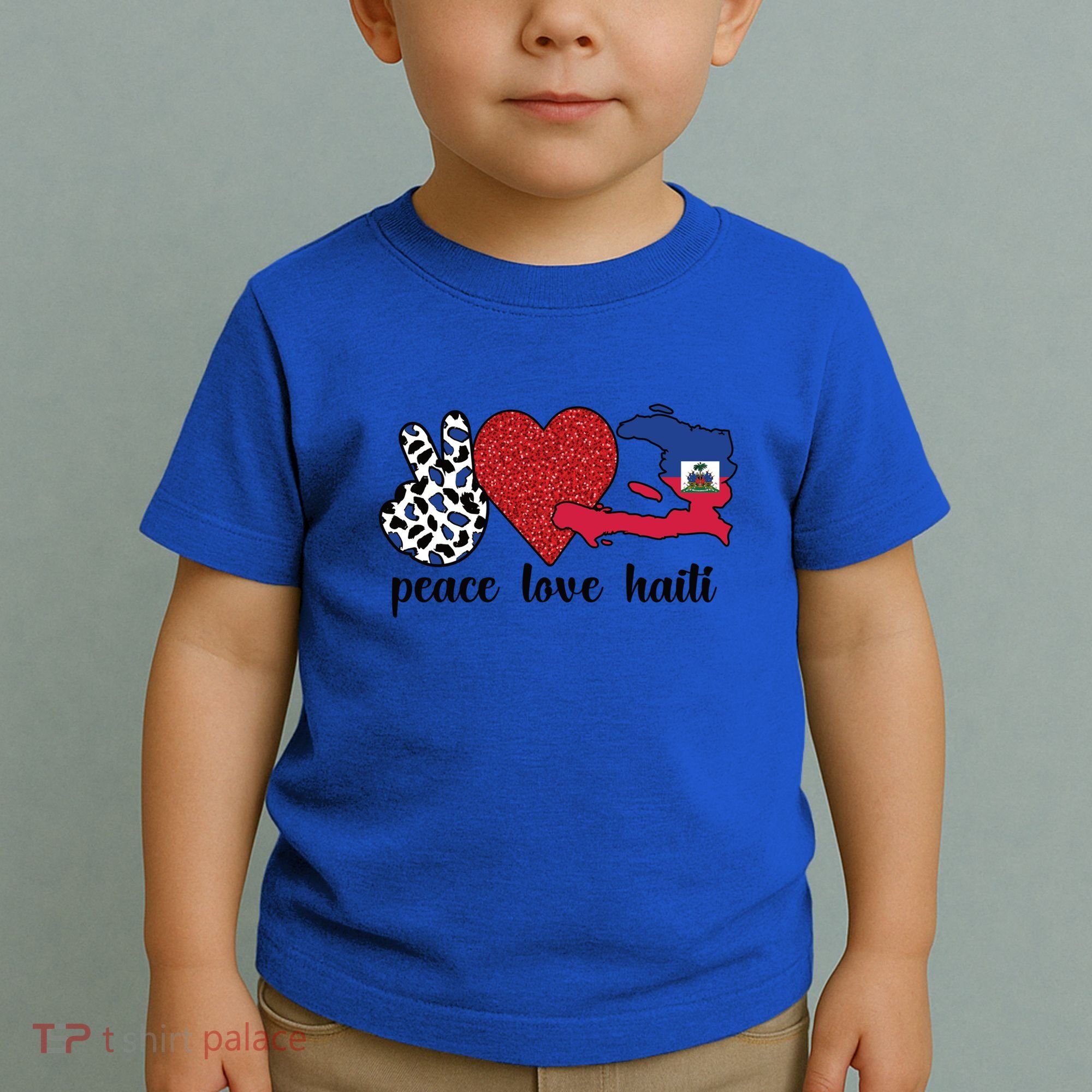 Love Haiti Proud Haitian Flag Haitian Roots Funny Gift Toddler T-Shirt