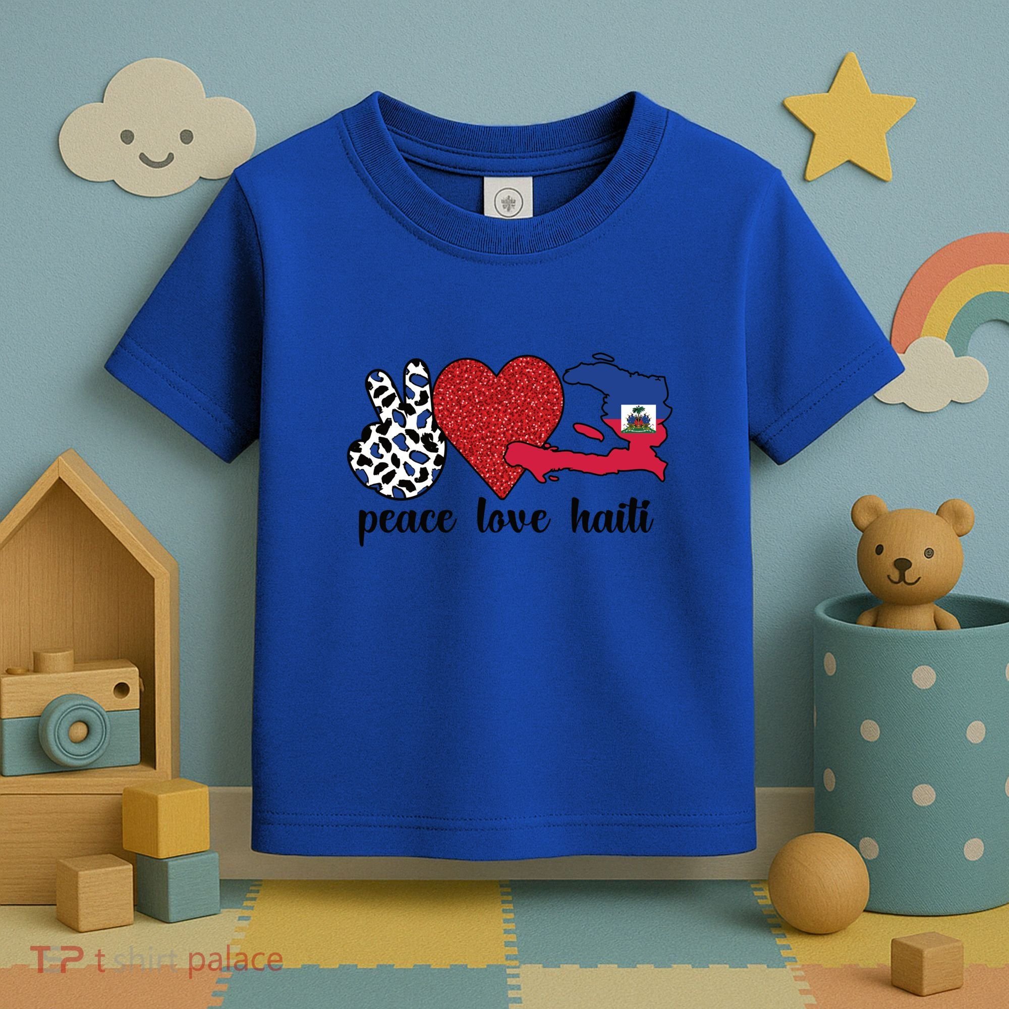 Love Haiti Proud Haitian Flag Haitian Roots Funny Gift Toddler T-Shirt