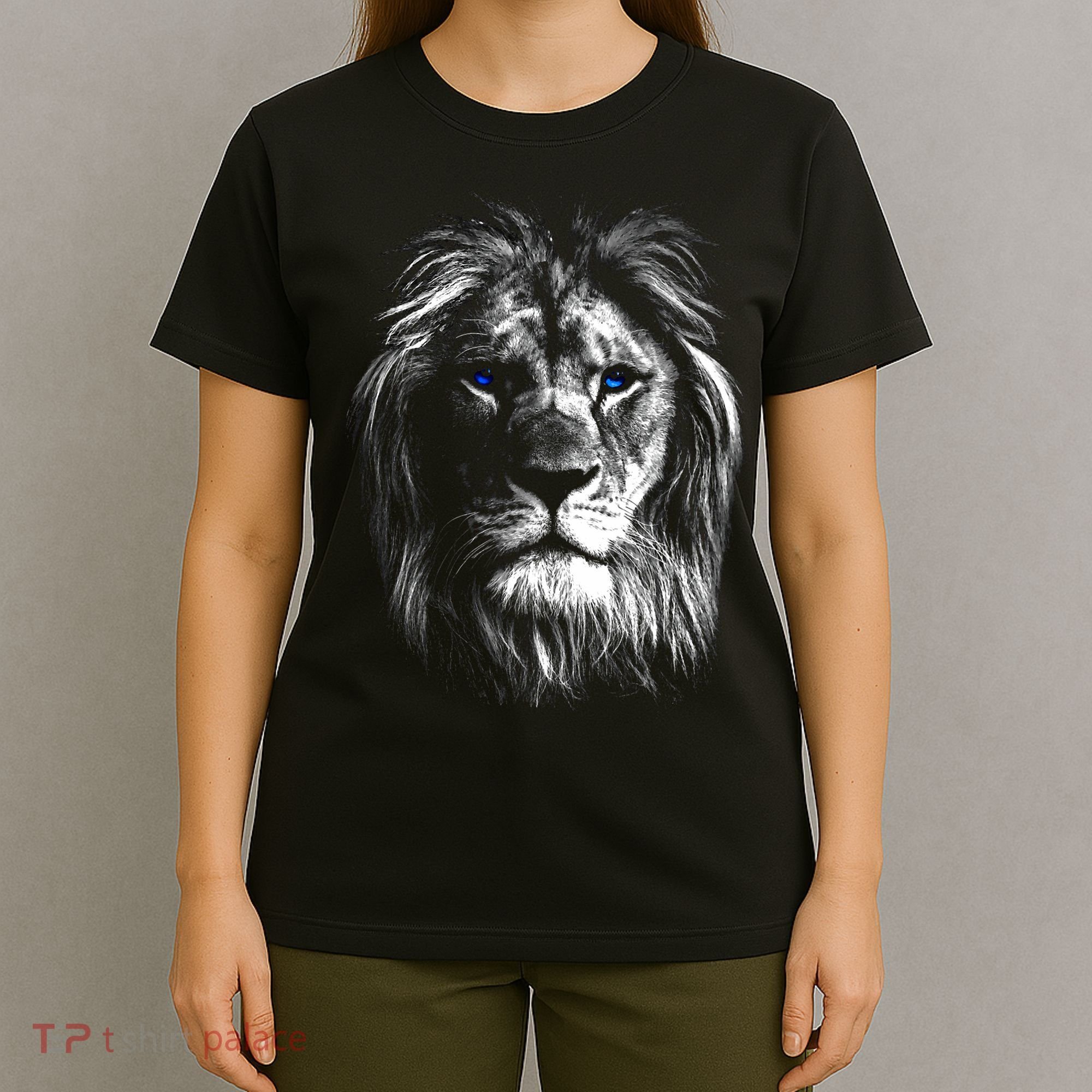 Lion Head With Blue Eyes For Lovers Lions King Of Animals T-Shirt