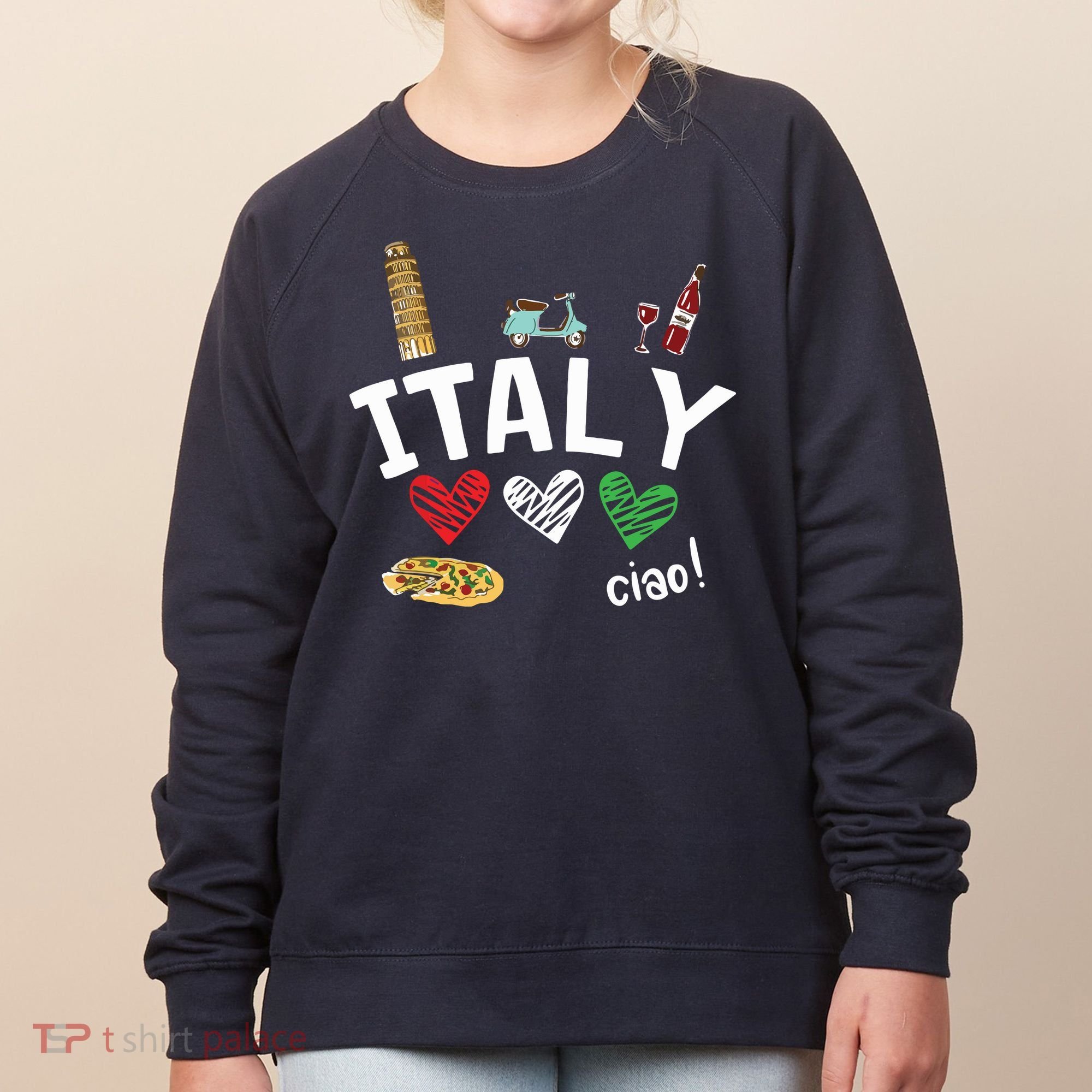 Love Italy And Everything Italian Culture Gift Women's Sweatshirt