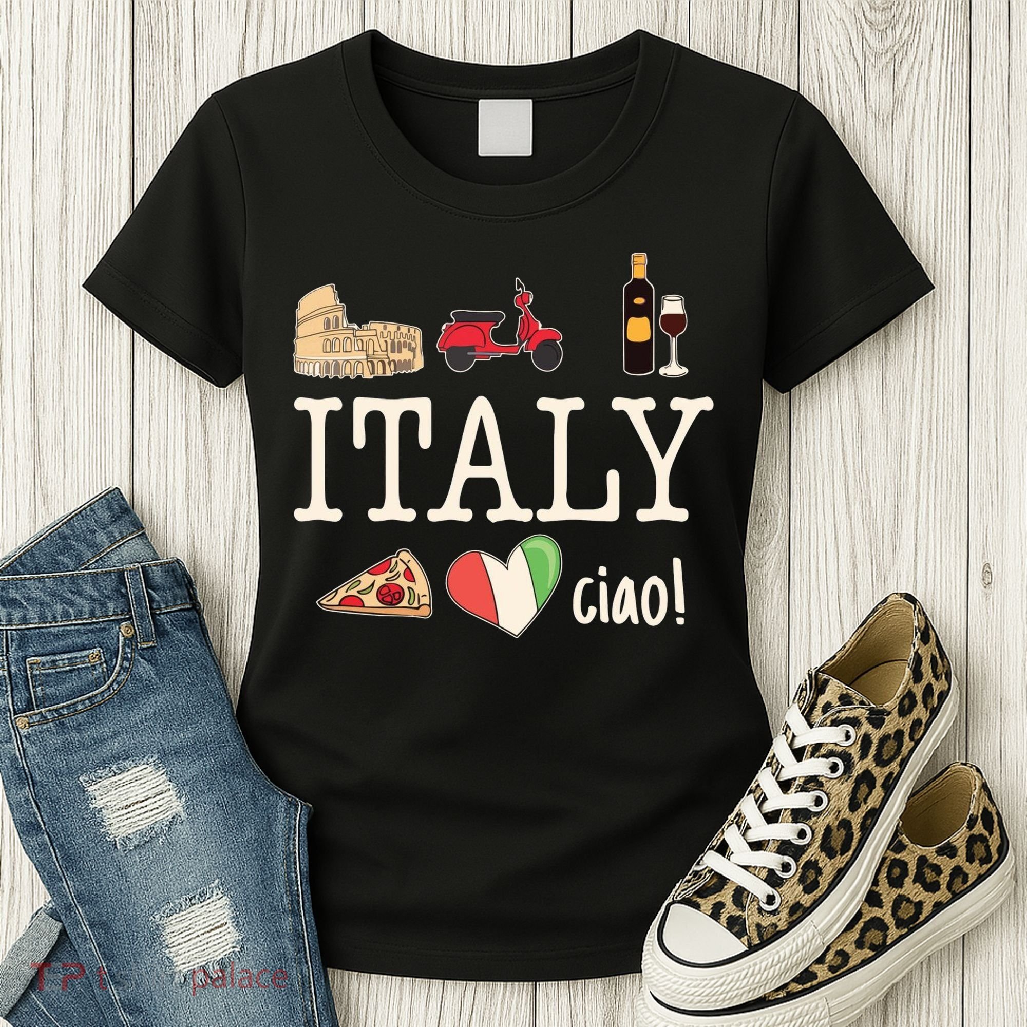 Love Italy And Everything Italian Culture Women's T-Shirt