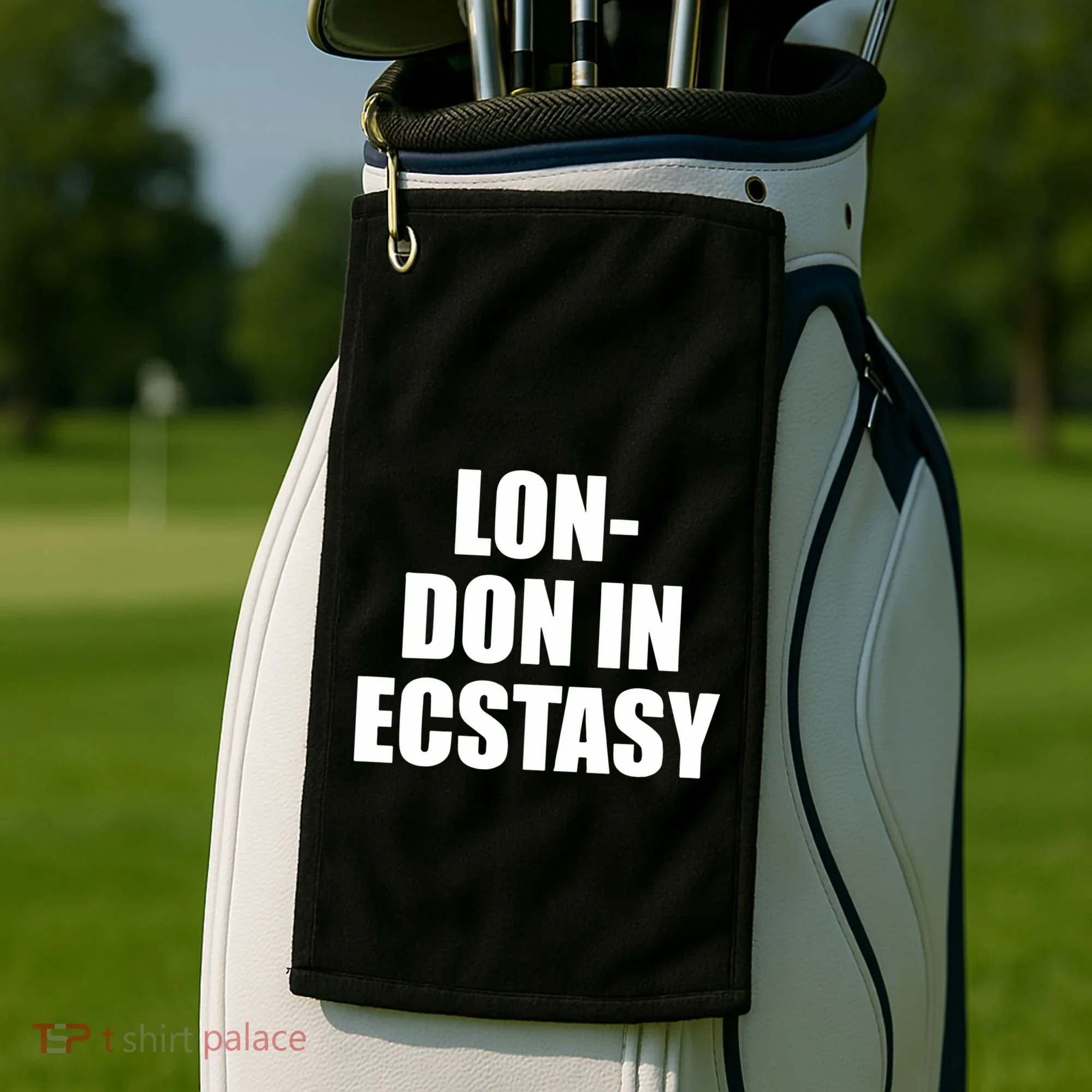 London In Ecstasy Golf Towel