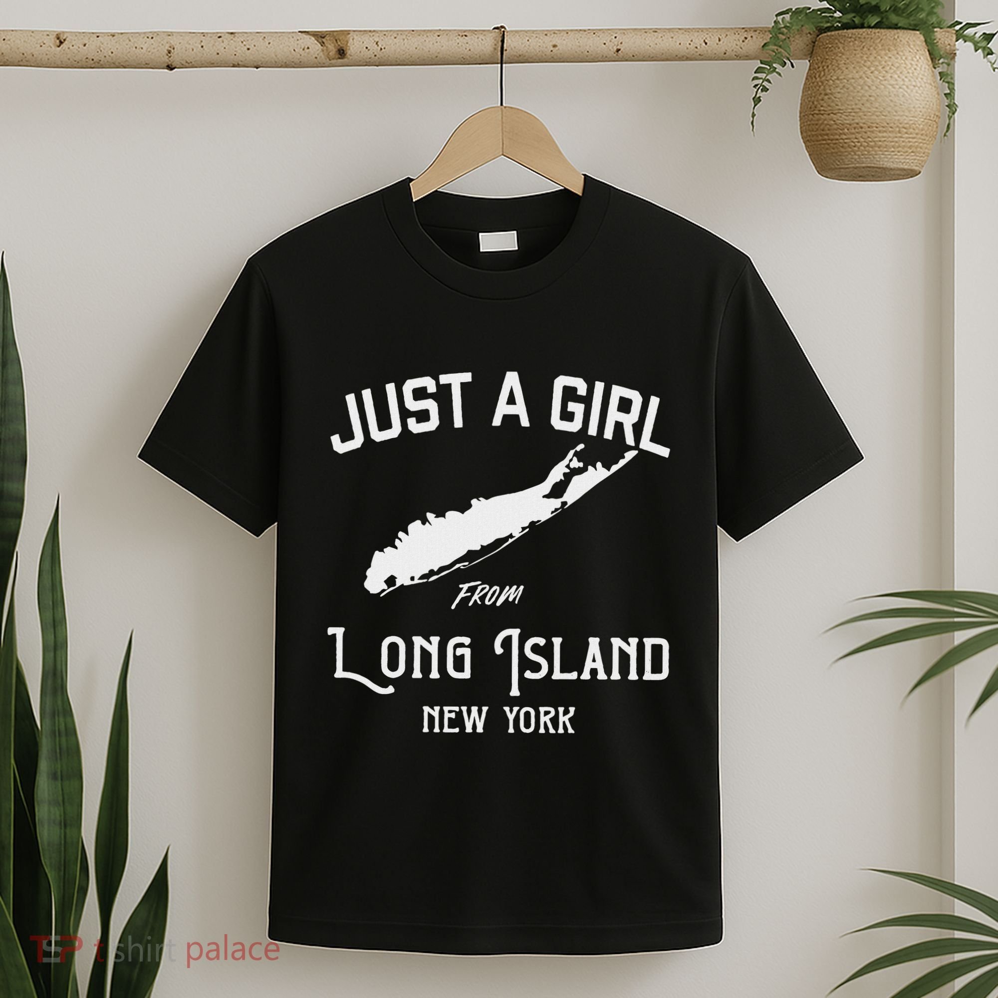 Long Island New York Souvenir  Girl Wife Map T-Shirt
