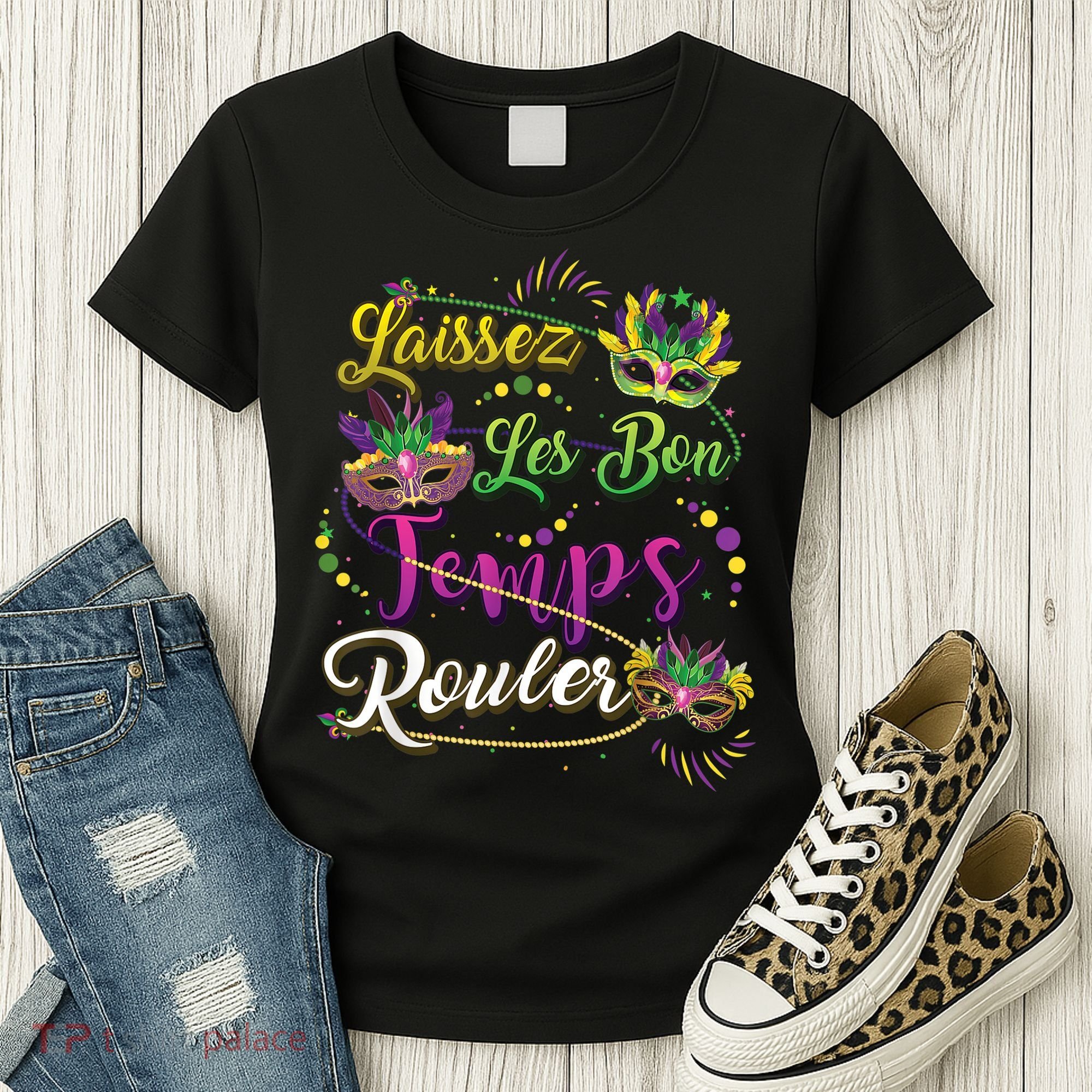Laissez Les Bon Temps Rouler Mardi Gras Beads Tee   Women's T-Shirt
