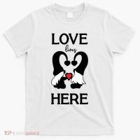 Love Lives Here Happy Valentines Gnome Heart T-Shirt thumb 0