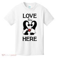 Love Lives Here Happy Valentines Gnome Heart Kids T-Shirt thumb 0