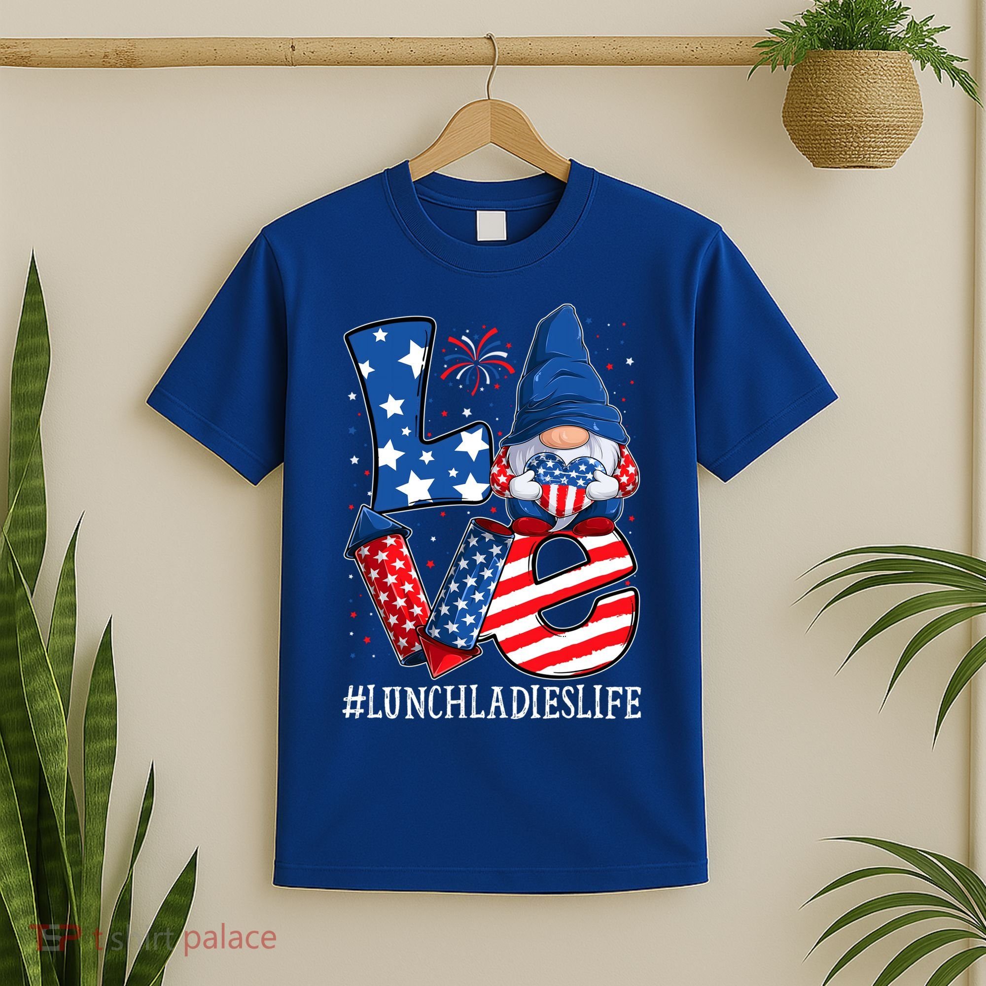 Lunch Ladies Love 4th Of July Gnome Usa Patriotic Gift T-Shirt