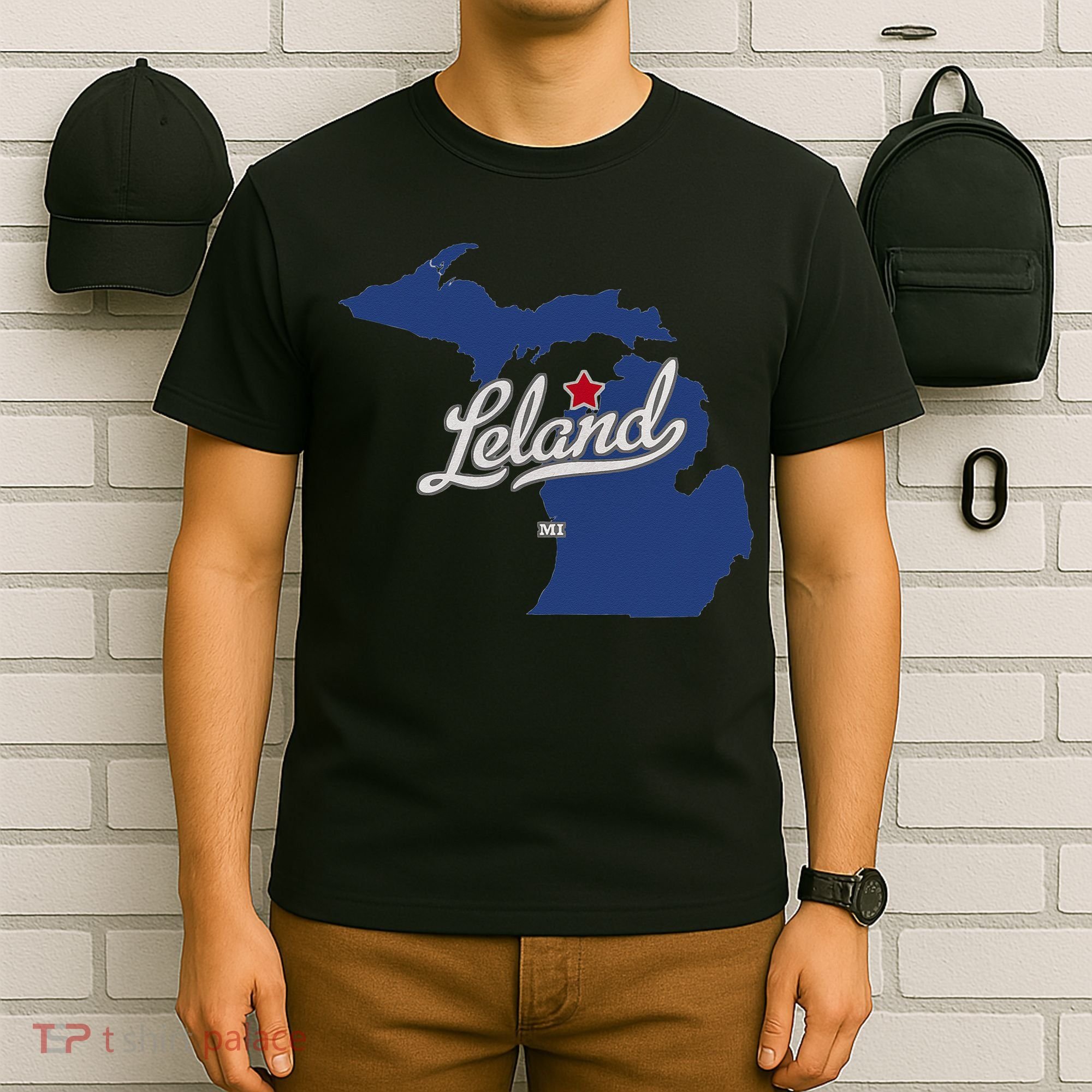 Leland Michigan MI Map T-Shirt