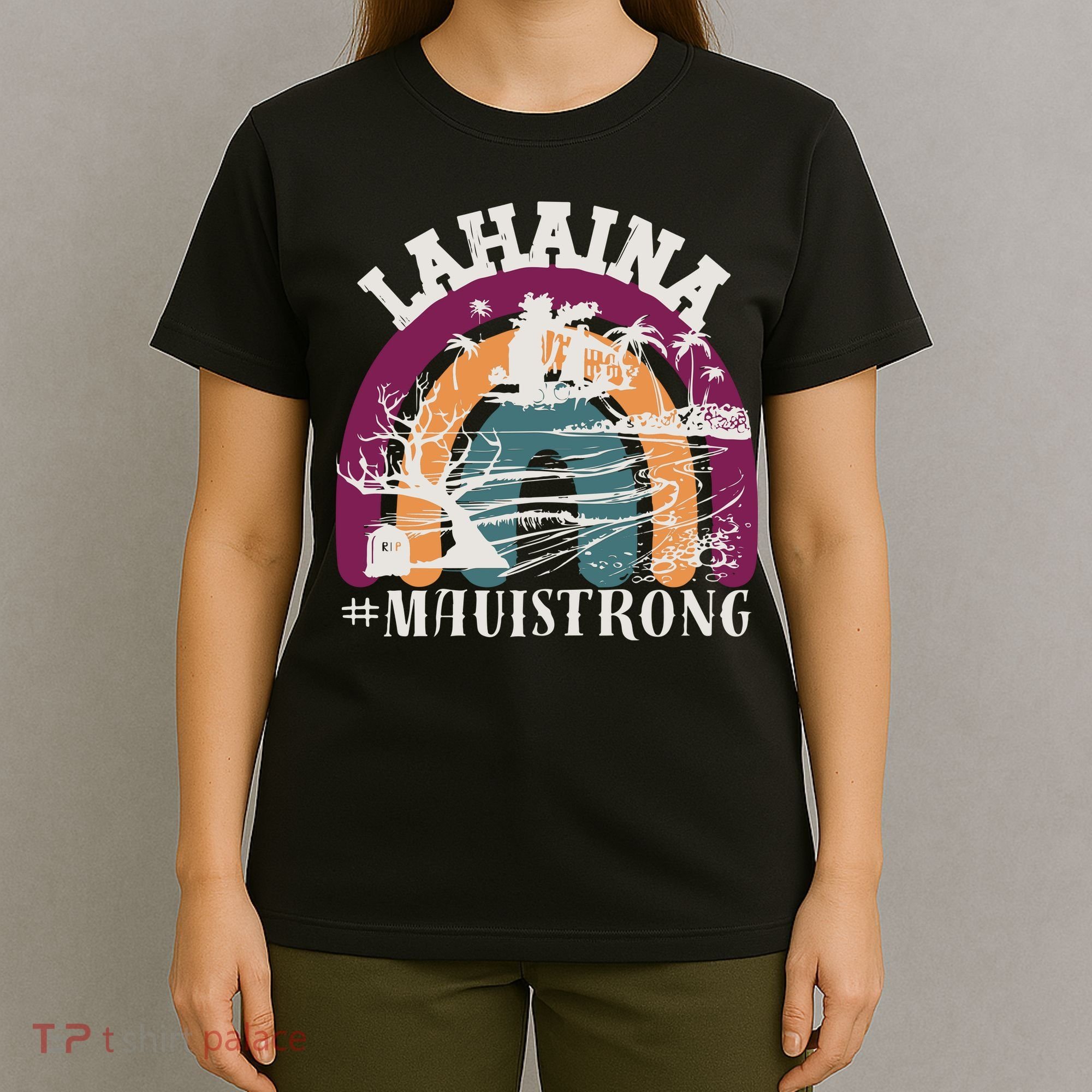 Lahaina Maui Strong Lahaina Banyan Tree Maui Hawaii Shoreline T-Shirt