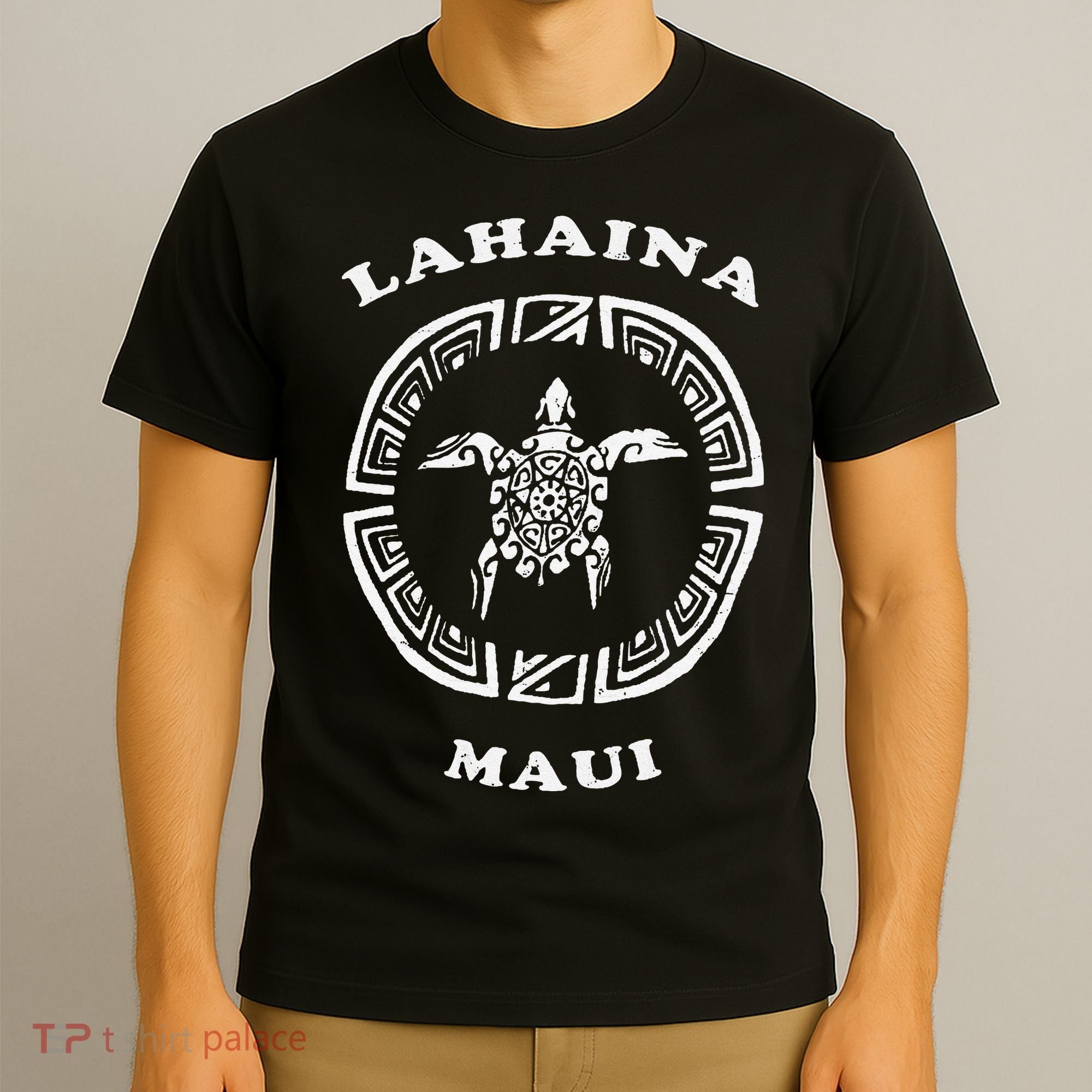 Lahaina Maui Vintage Retro Tribal Turtle Vacation T-Shirt