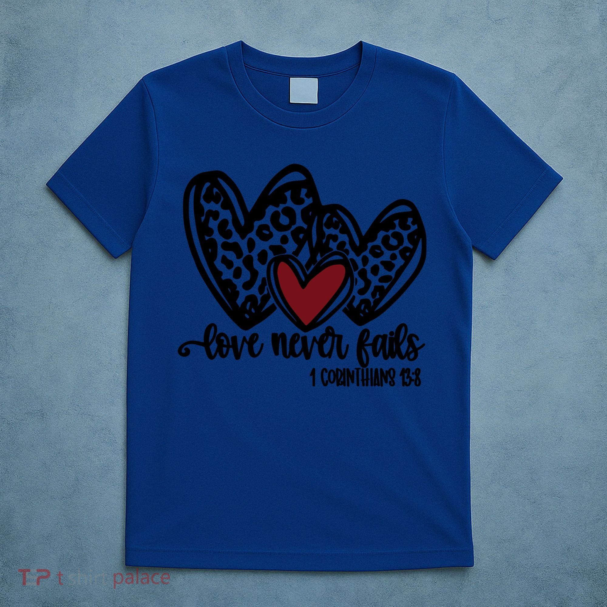 Love Never Fails Valentines Day Couples Tee Leopard Heart Gift T-Shirt