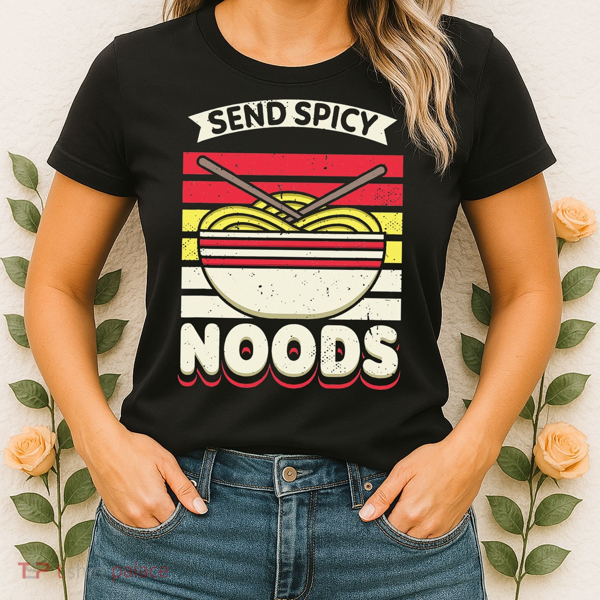 Love Noods Send Noodles Joke Ra Fan Women's T-Shirt