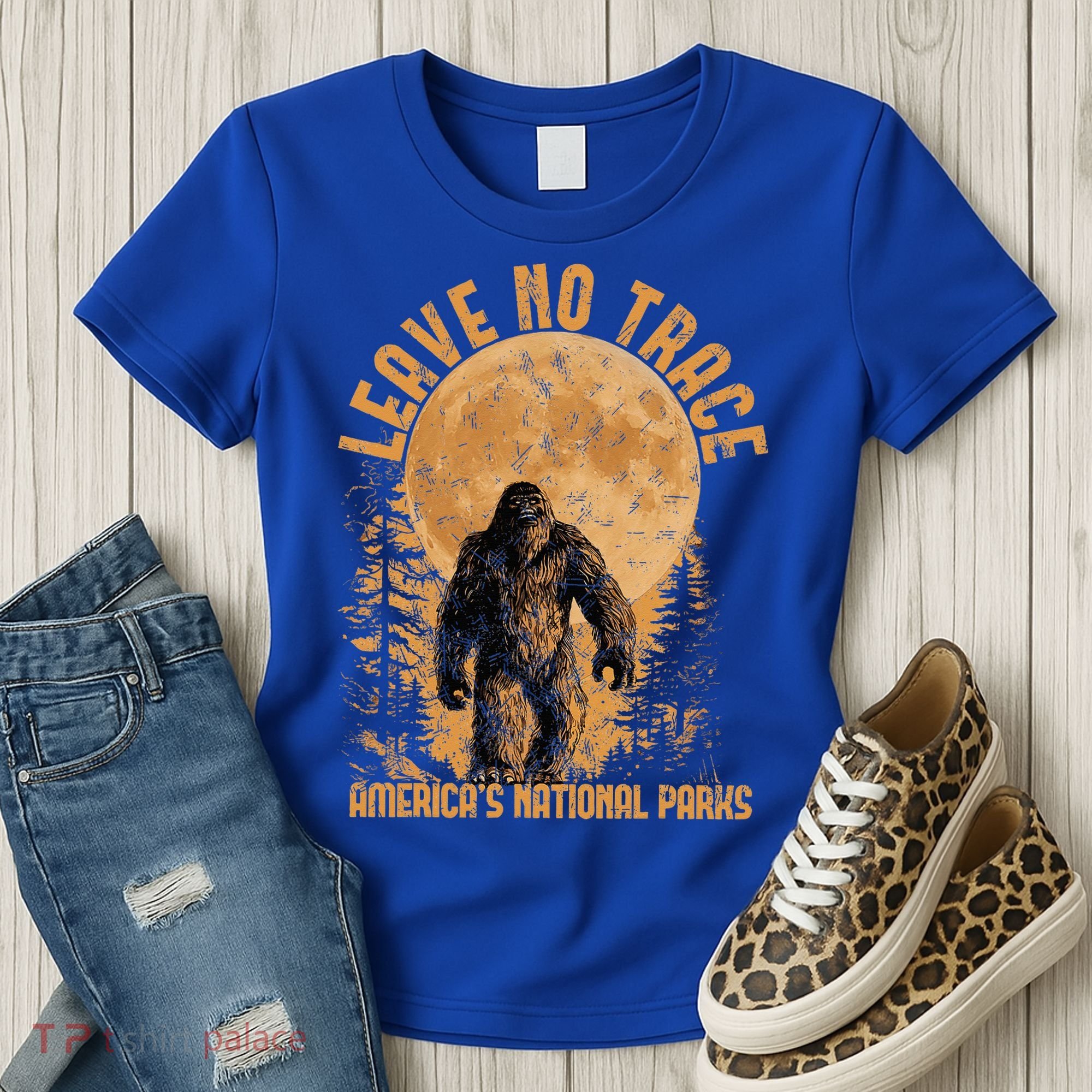 Leave No Trace America National Parks Big Foot Women's T-Shirt