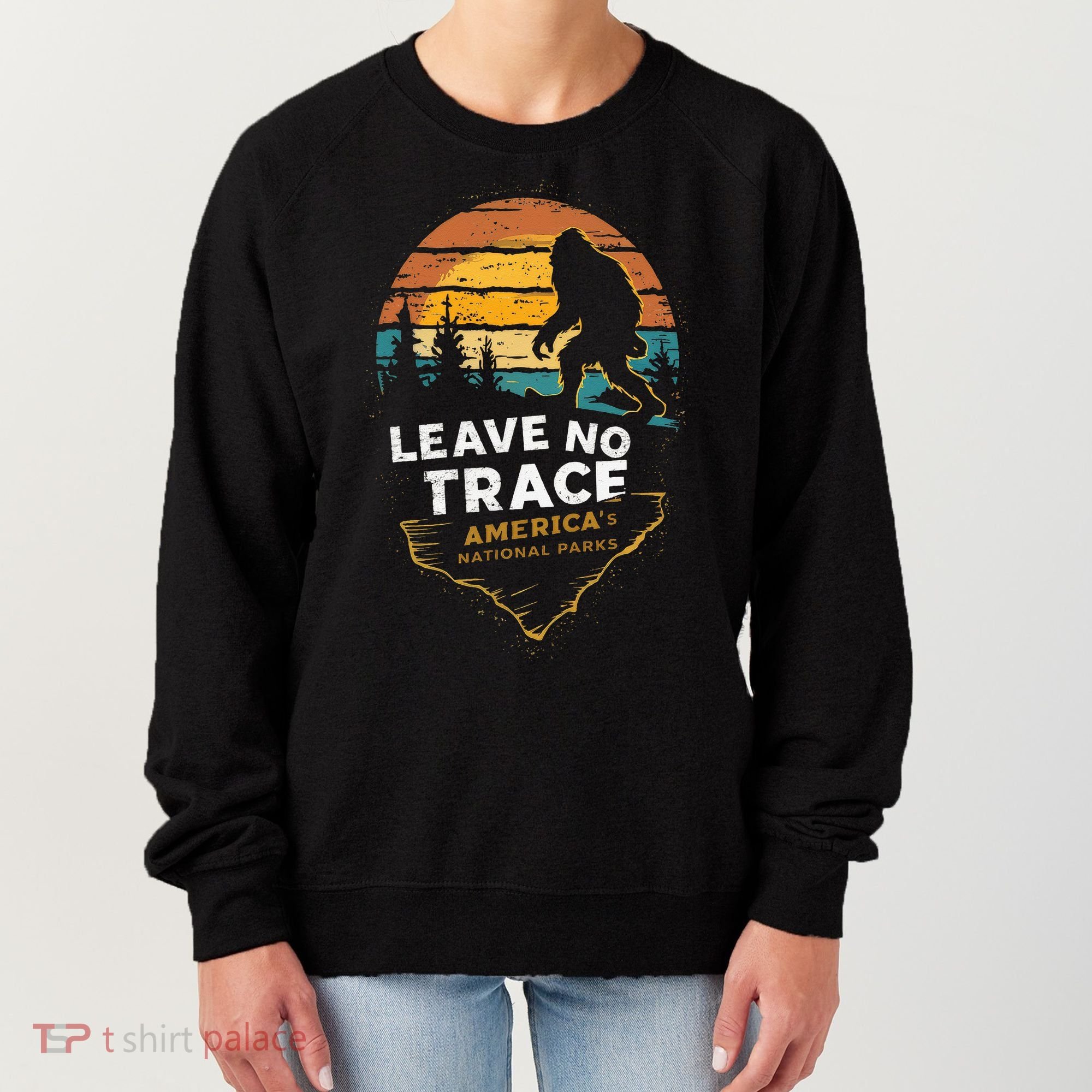 Leave No Trace AmericaS National Parks Women's Sweatshirt