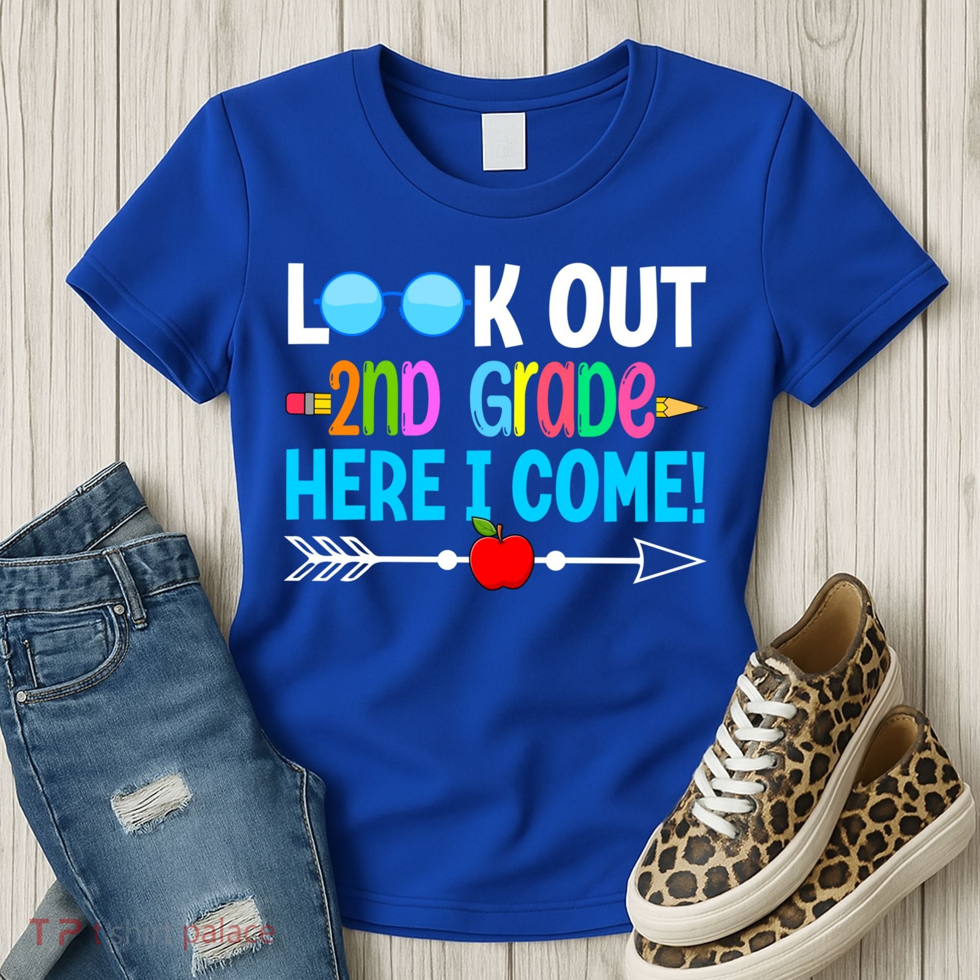 Look Out 2nd Grade Here I Come Back To School First Day Gift Women's T-Shirt