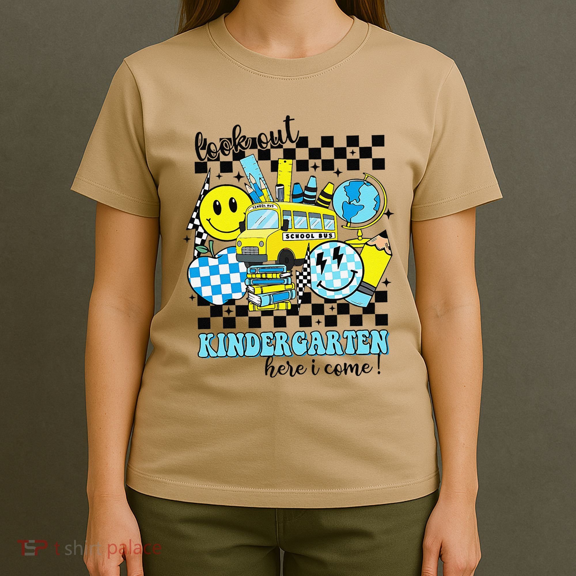 Look Out Kindergarten Here I Come Back To School Gift T-Shirt