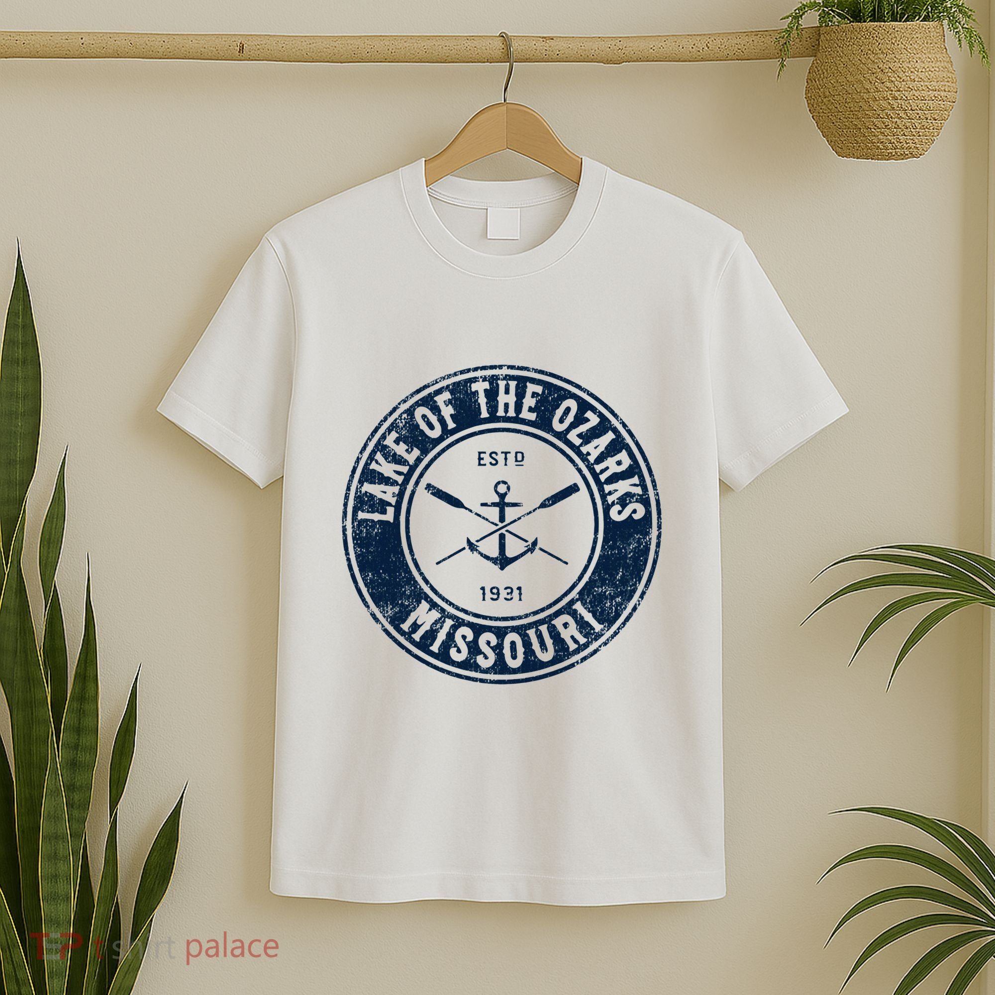 Lake Of The Ozarks Missouri Mo Vintage Boat Anchor & Oars T-Shirt