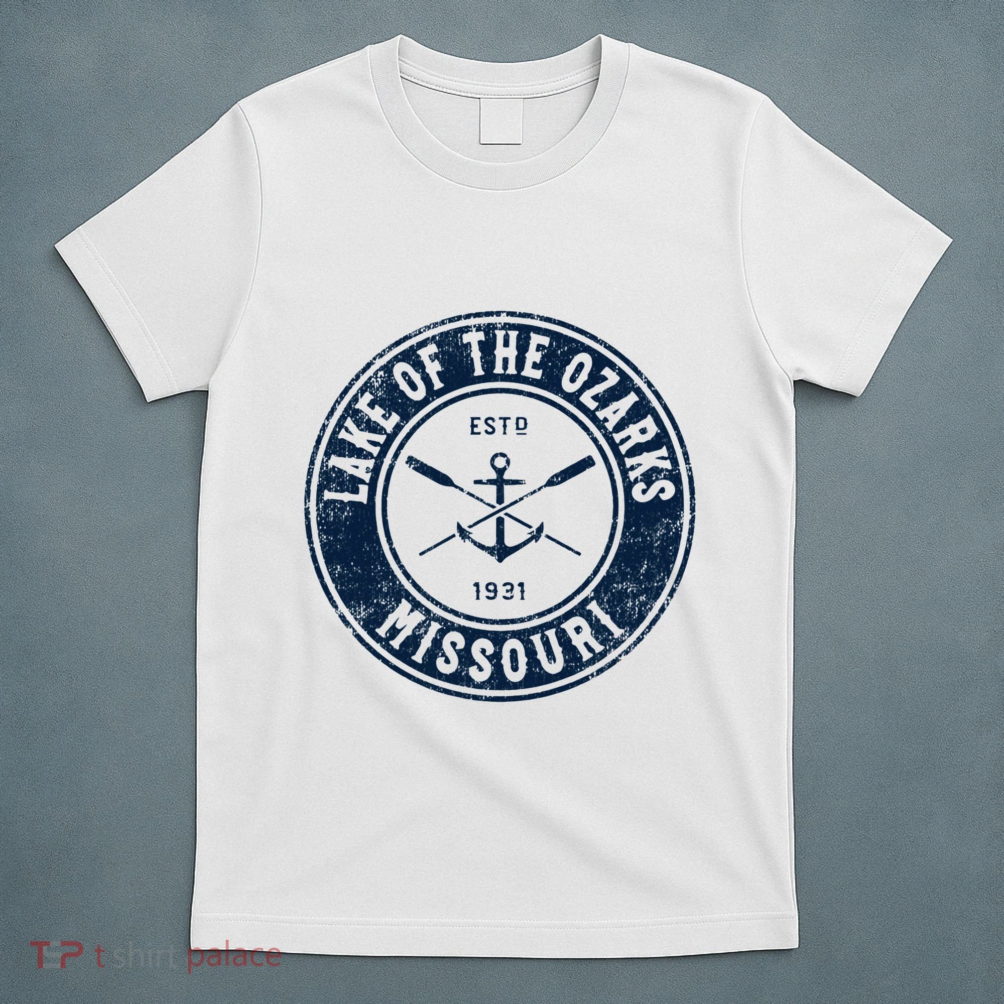 Lake Of The Ozarks Missouri Mo Vintage Boat Anchor & Oars T-Shirt