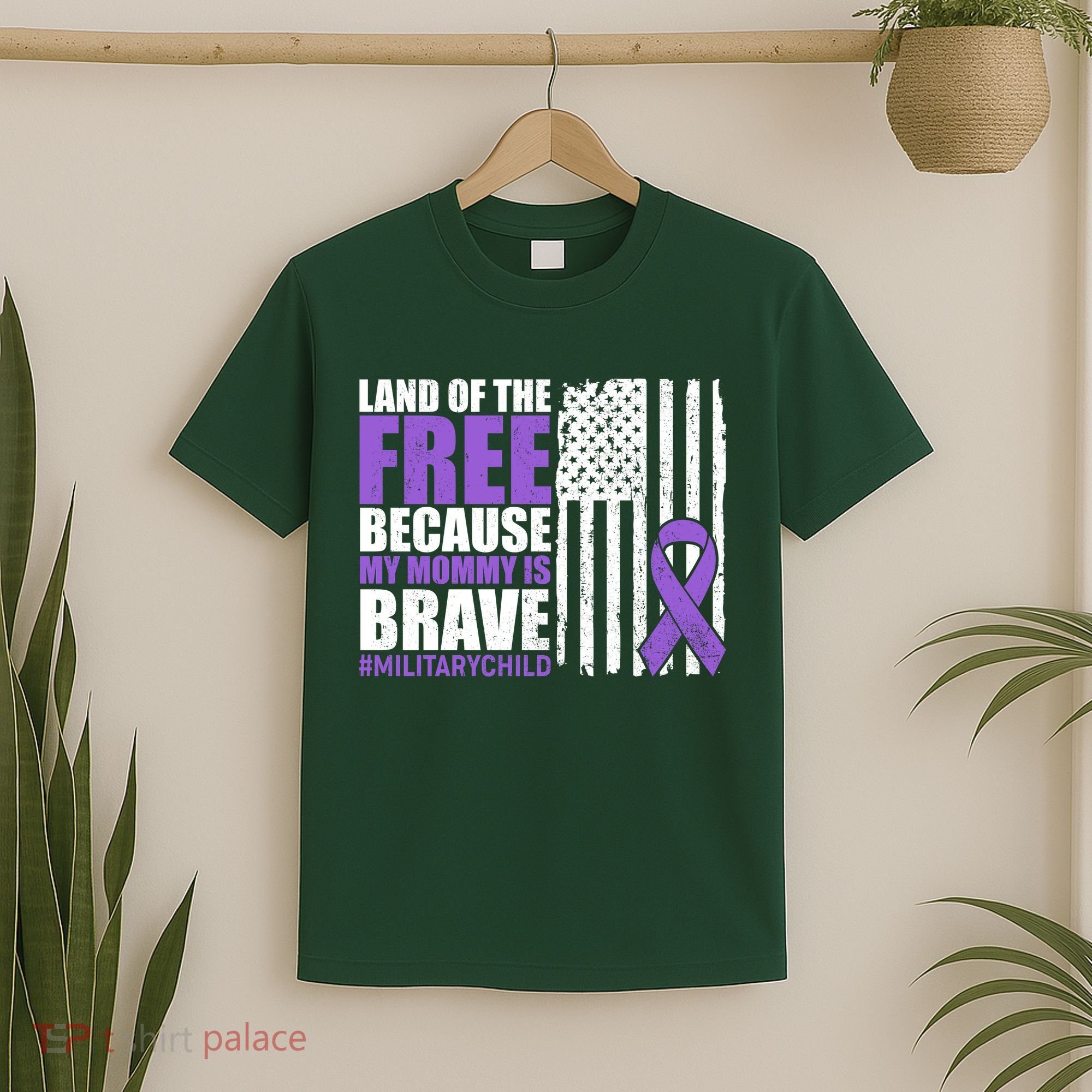 Land Of The Free Because My Mommy Is Brave #Militarychild T-Shirt