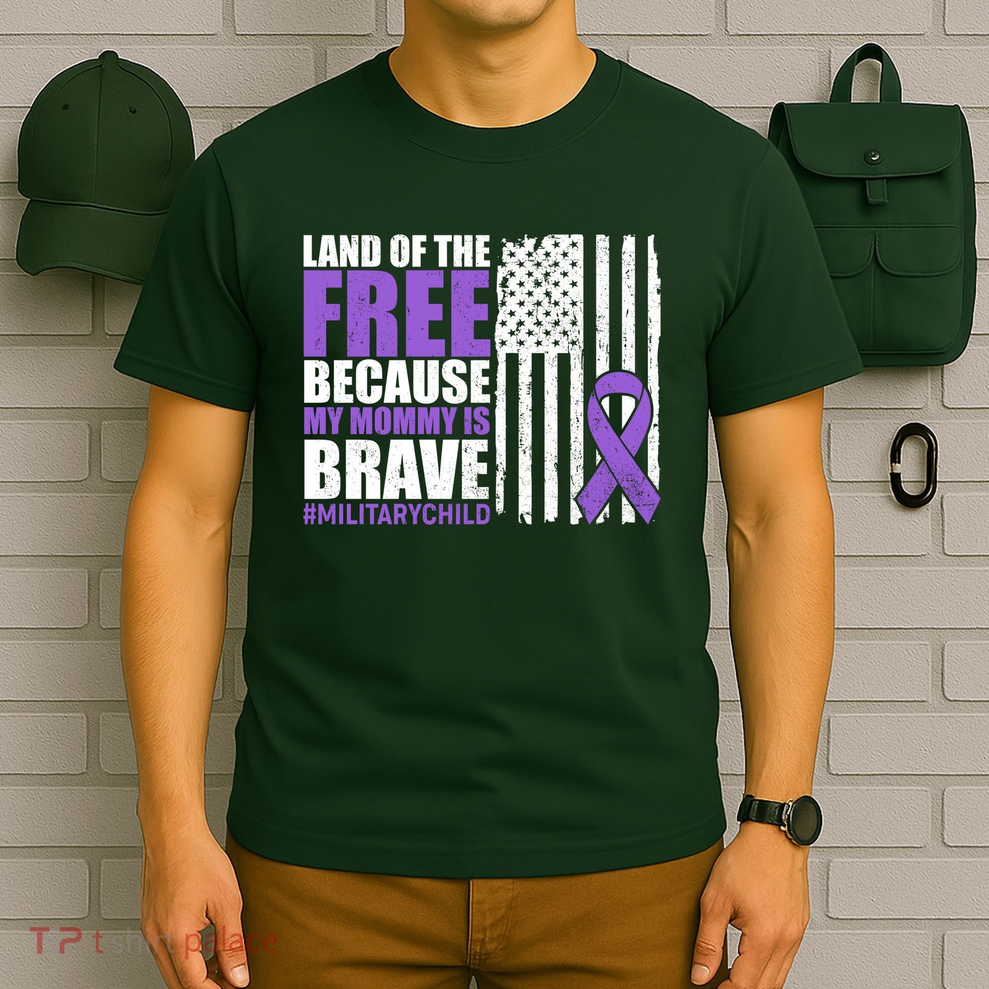 Land Of The Free Because My Mommy Is Brave #Militarychild T-Shirt