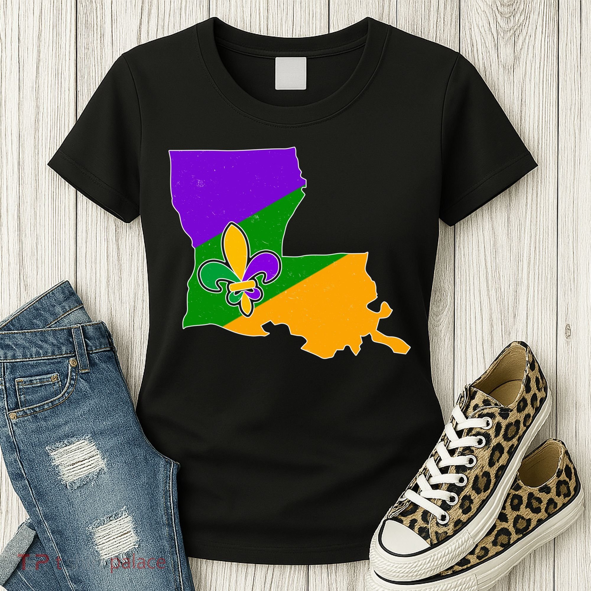Louisiana Mardi Gras Fleur De Lis Women's T-Shirt