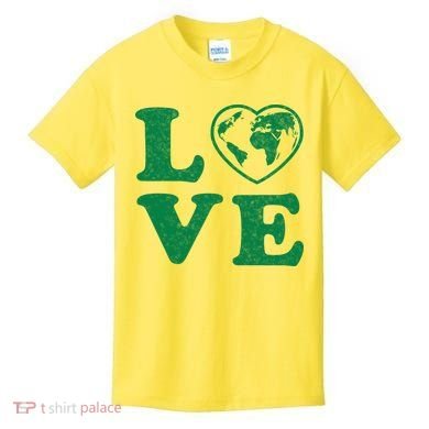 Love Earth Distressed Heart Kids T-Shirt