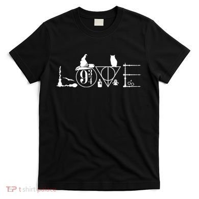 Love Halloween Witch Craft Wizard Logo T-Shirt
