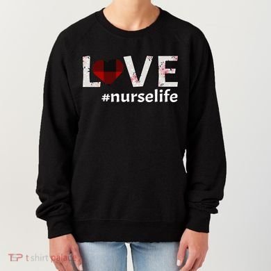 Love Nurse life Women's Sweatshirt