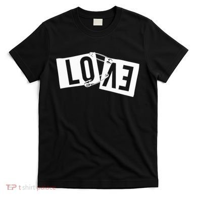 Love Pinned Cool Style T-Shirt